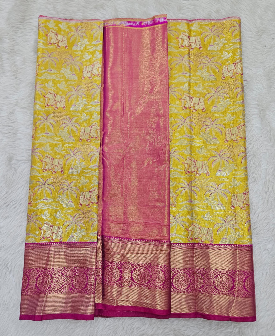 (2–5  Year) Lehenga – Unstitched (Blouse + Material)