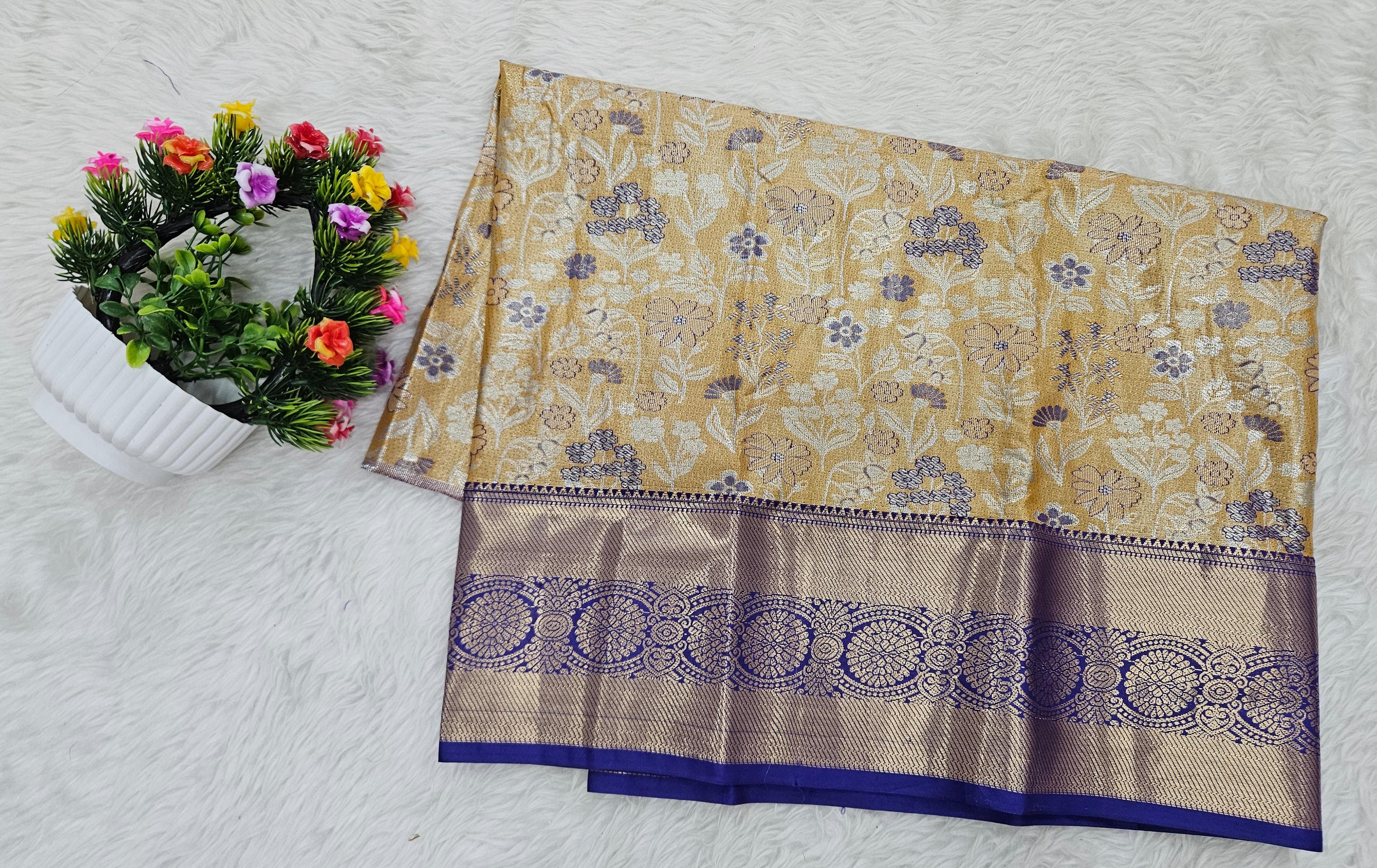 (2–5  Year) Lehenga – Unstitched (Blouse + Material)