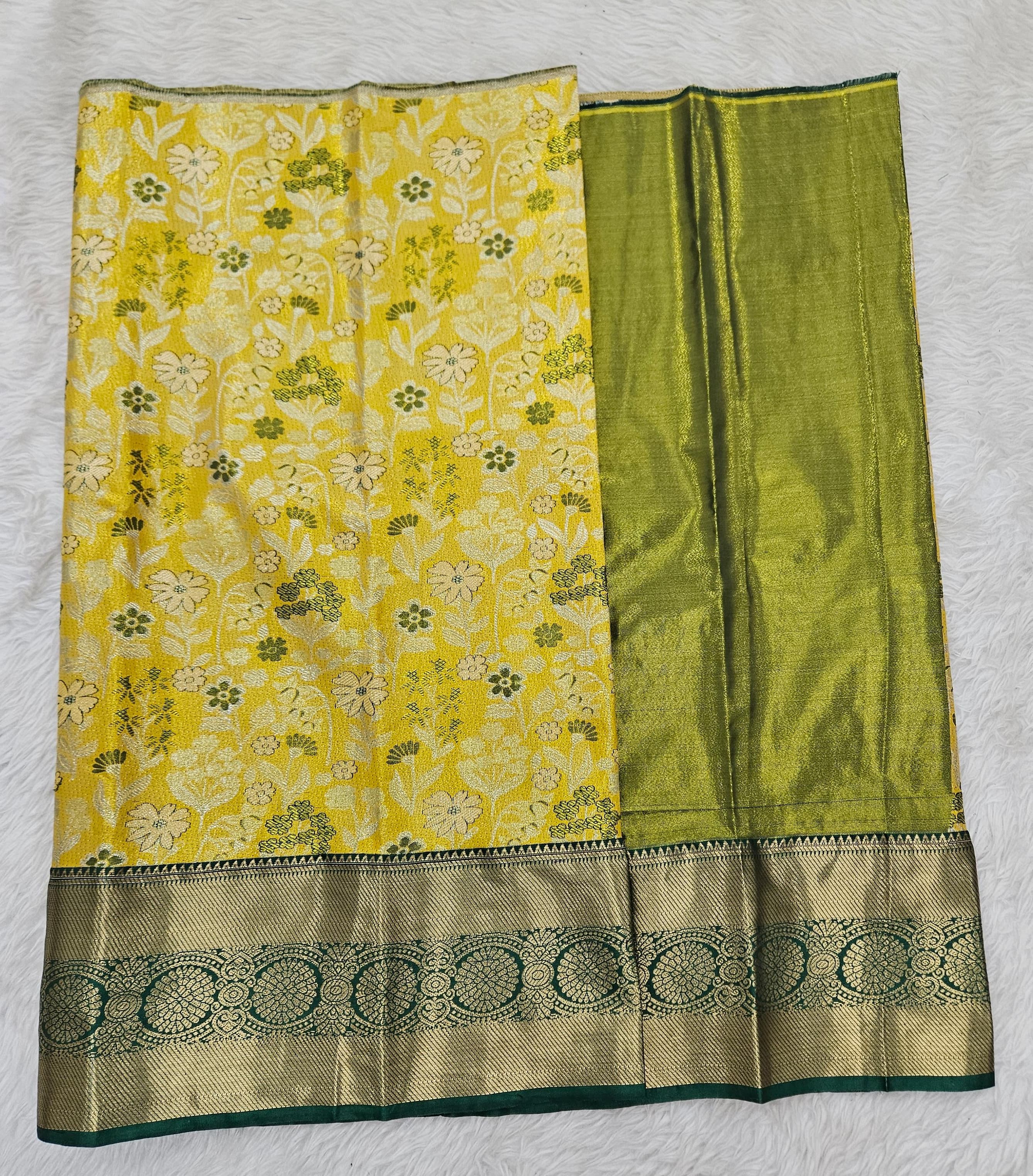 (2–5  Year) Lehenga – Unstitched (Blouse + Material)