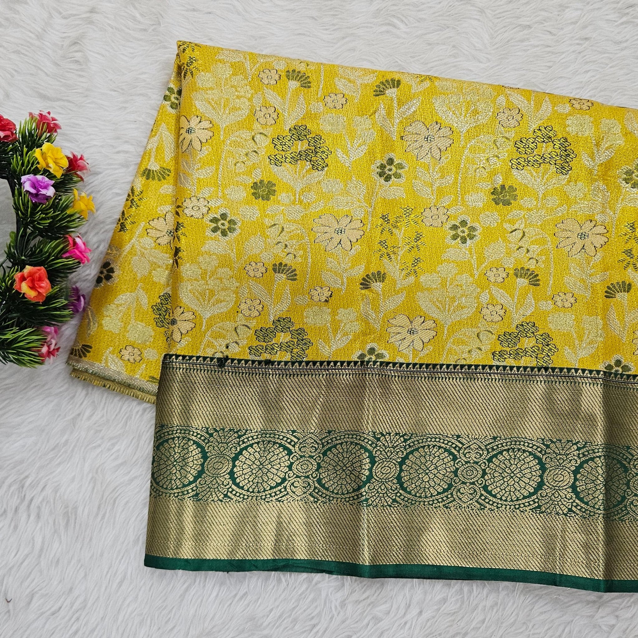 (2–5  Year) Lehenga – Unstitched (Blouse + Material)