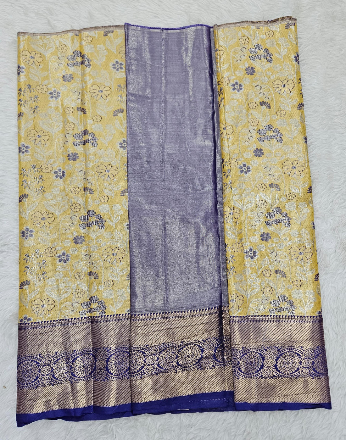 (2–5  Year) Lehenga – Unstitched (Blouse + Material)