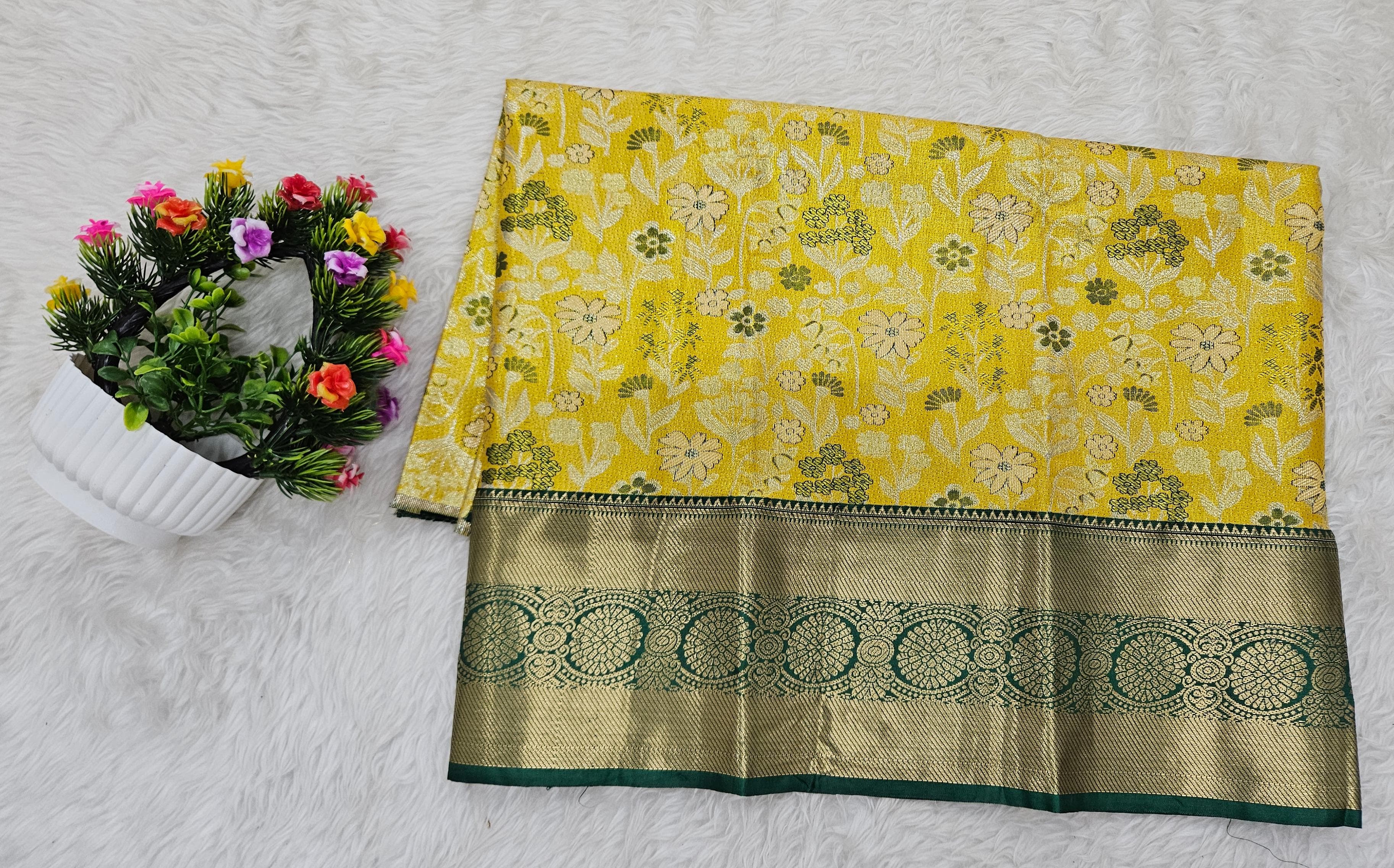 (2–5  Year) Lehenga – Unstitched (Blouse + Material)