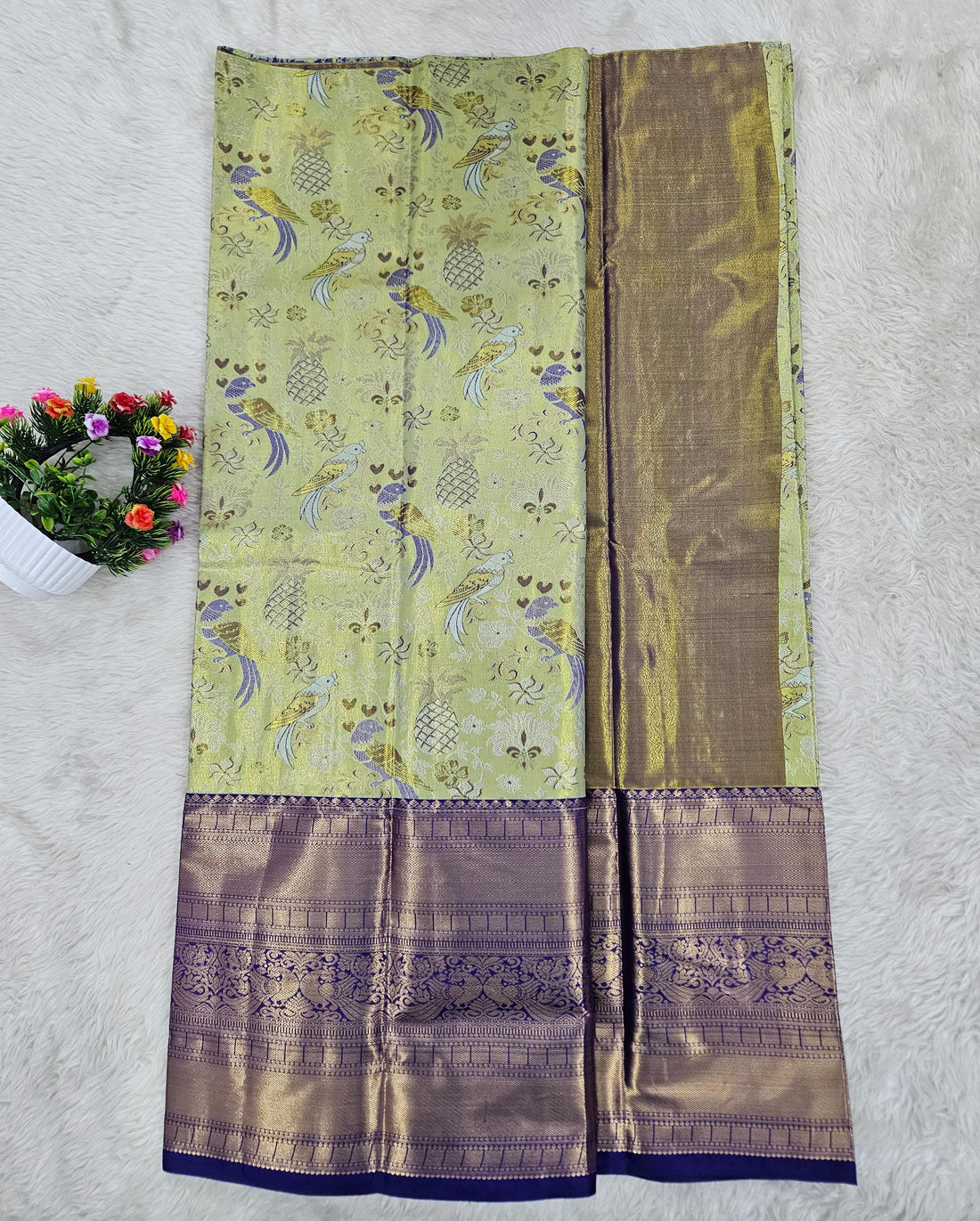 (5–10 Year) Lehenga – Unstitched (Blouse + Material)