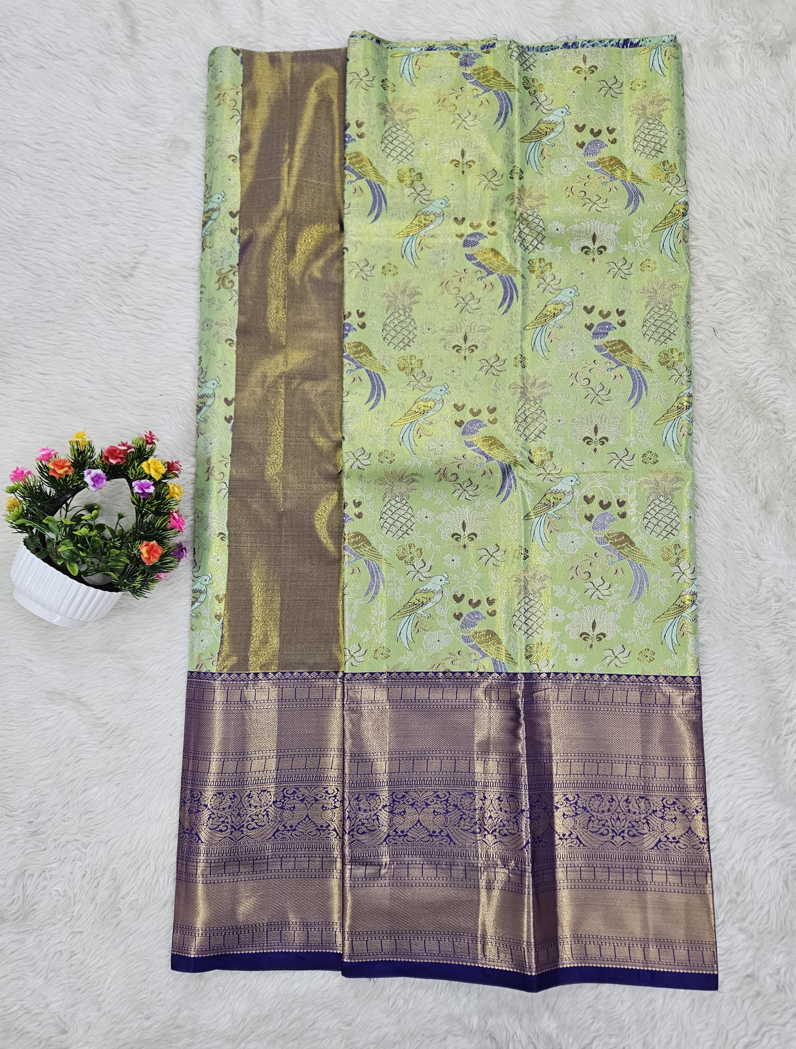 (5–10 Year) Lehenga – Unstitched (Blouse + Material)