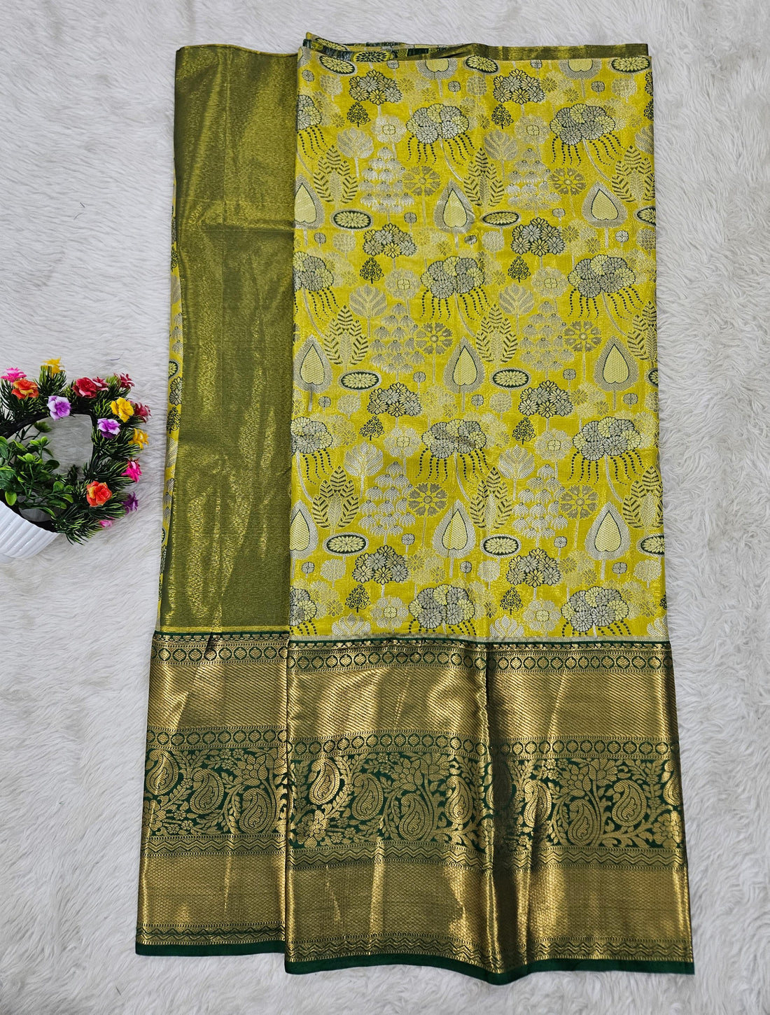 (5–10 Year) Lehenga – Unstitched (Blouse + Material)