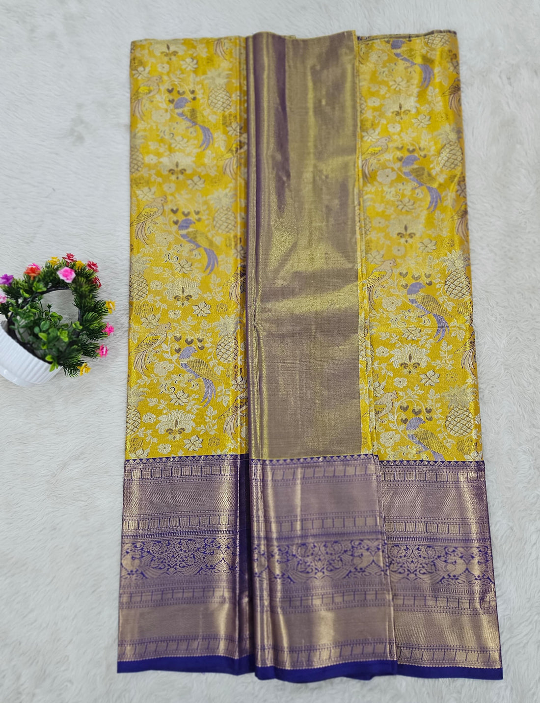 (5–10 Year) Lehenga – Unstitched (Blouse + Material)