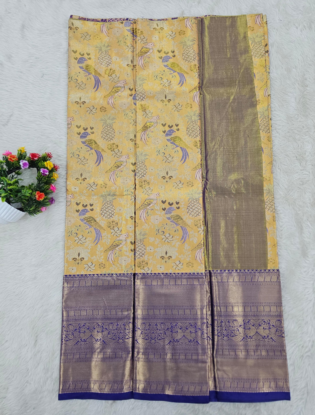 (5–10 Year) Lehenga – Unstitched (Blouse + Material)