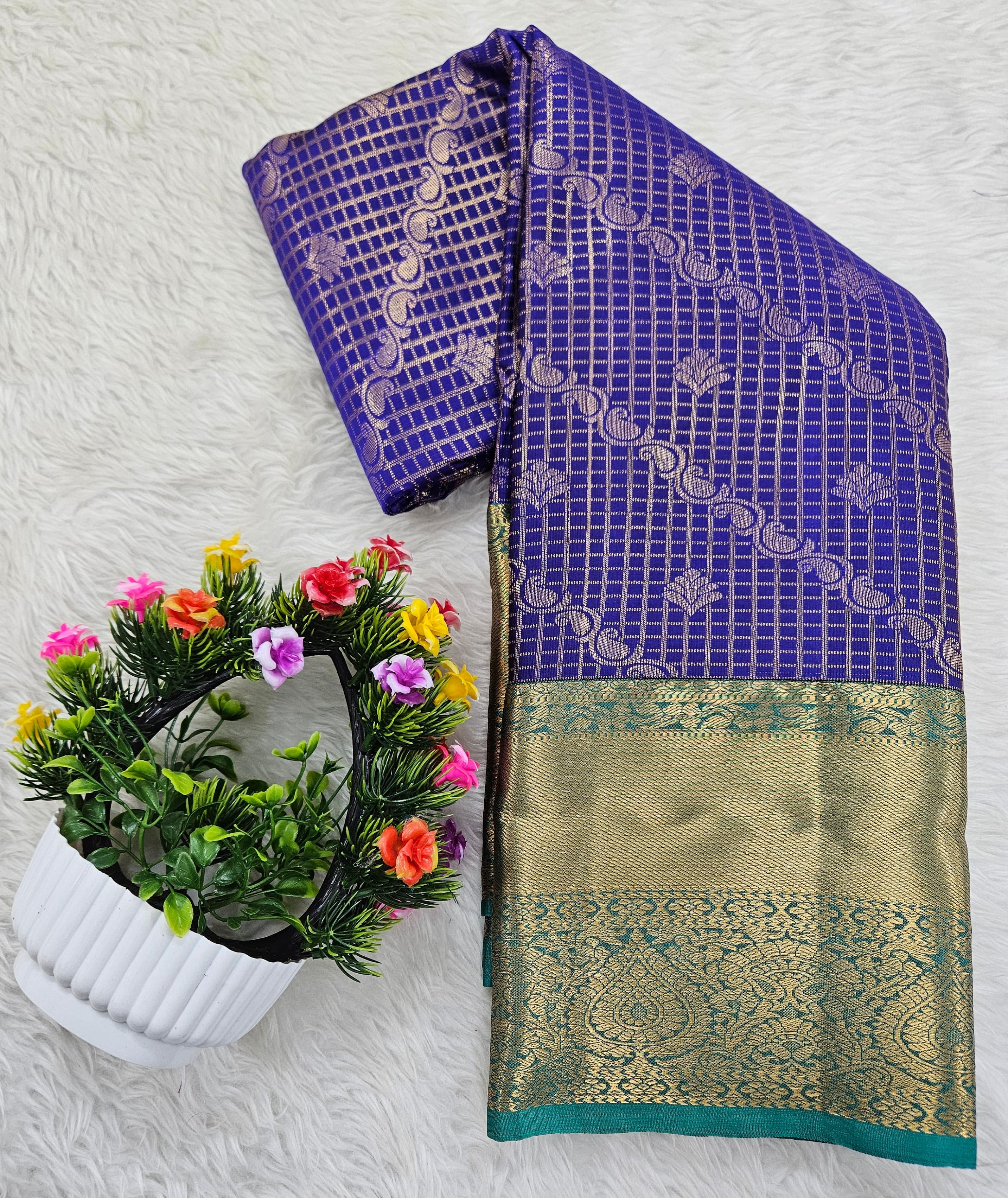Semi kanchipattu saree