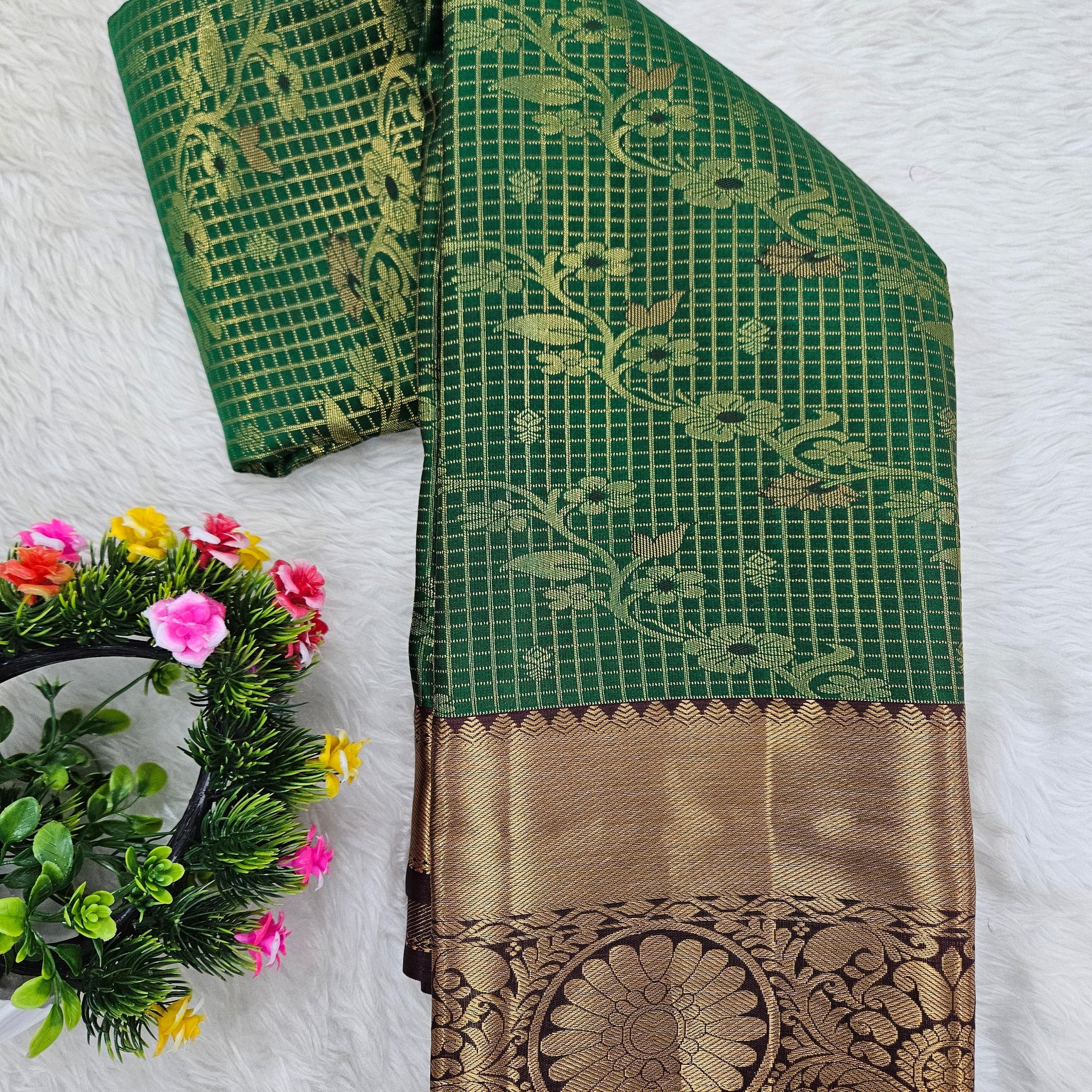 Semi kanchipattu saree