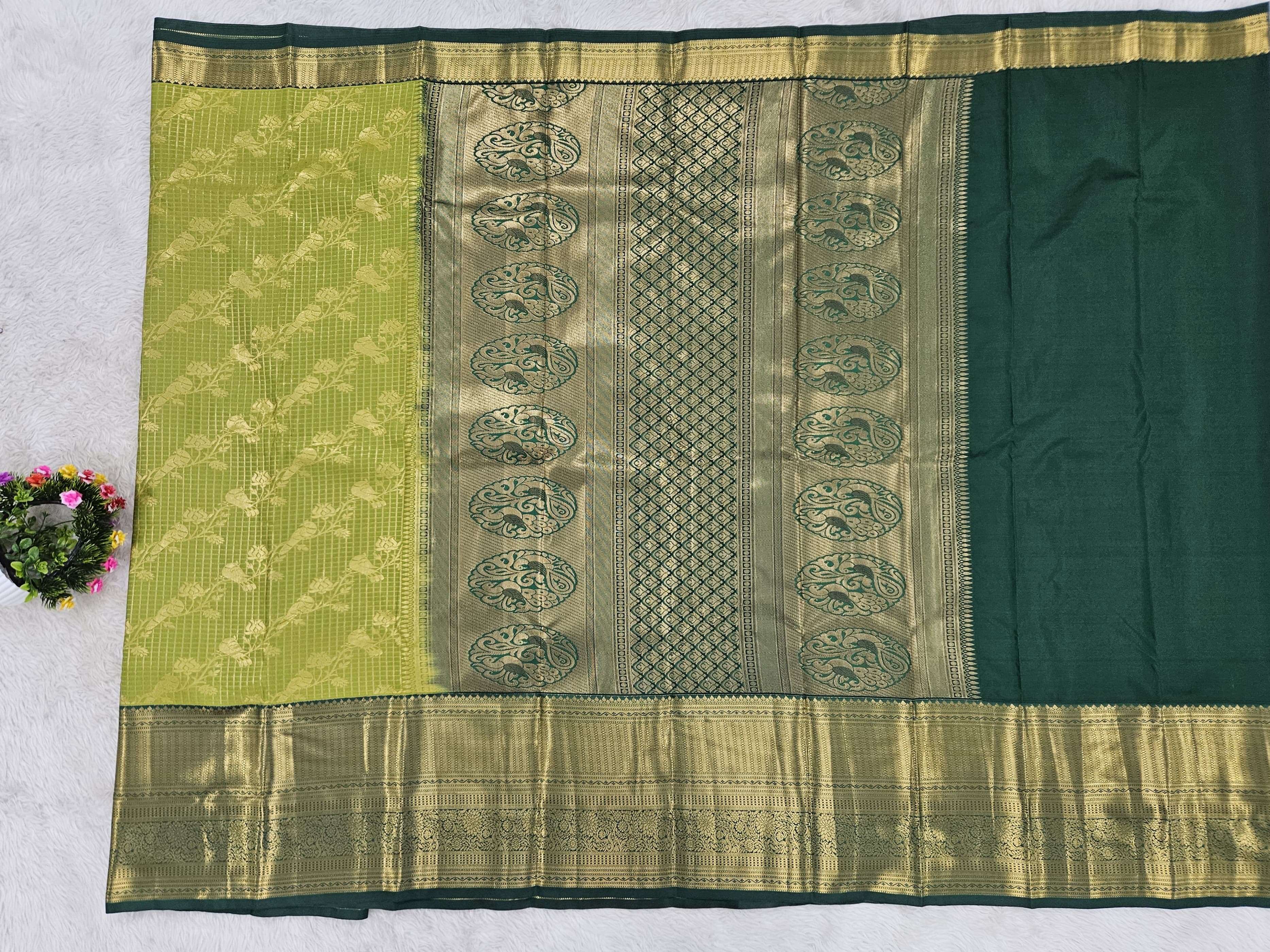 Semi kanchipattu saree