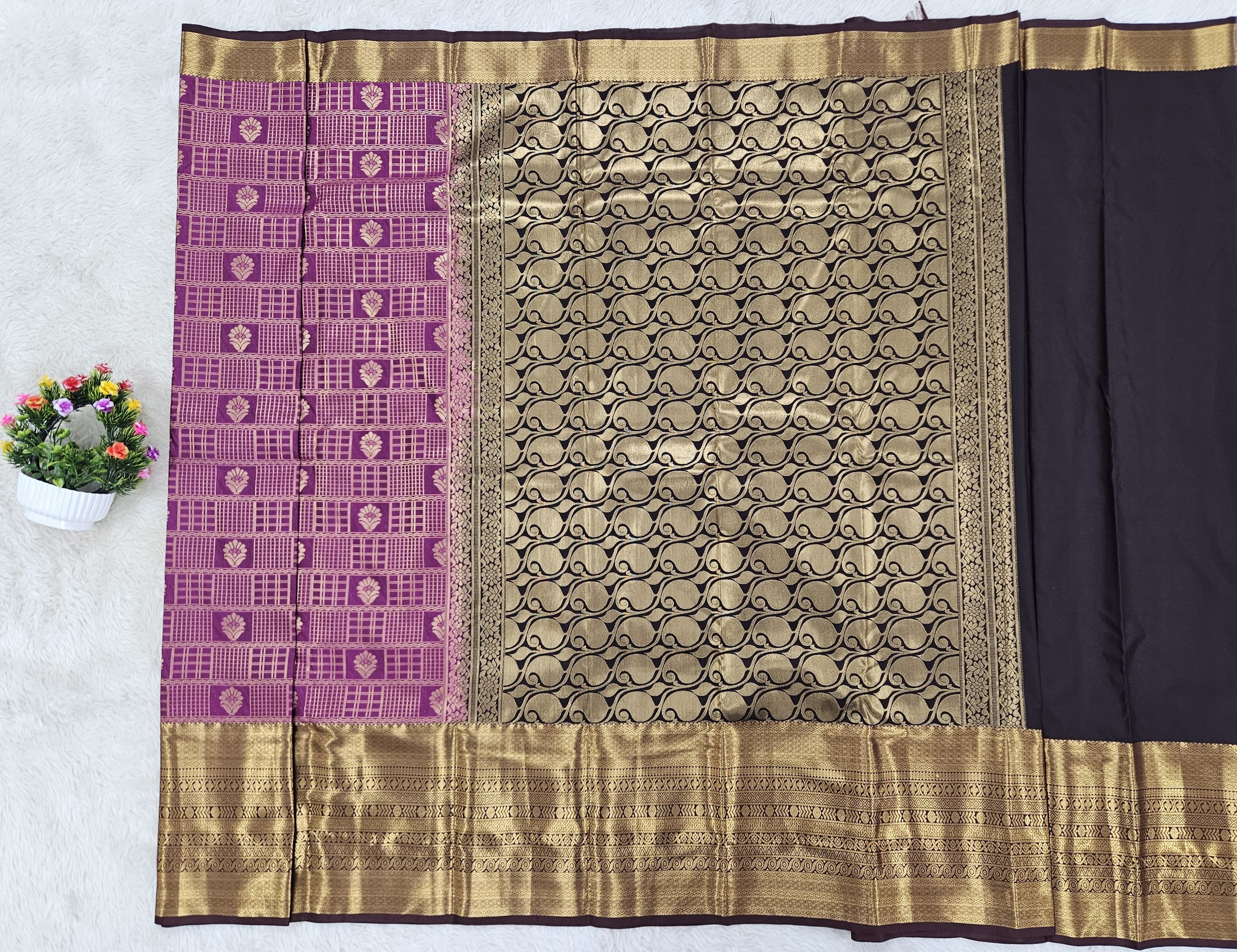 Semi kanchipattu saree