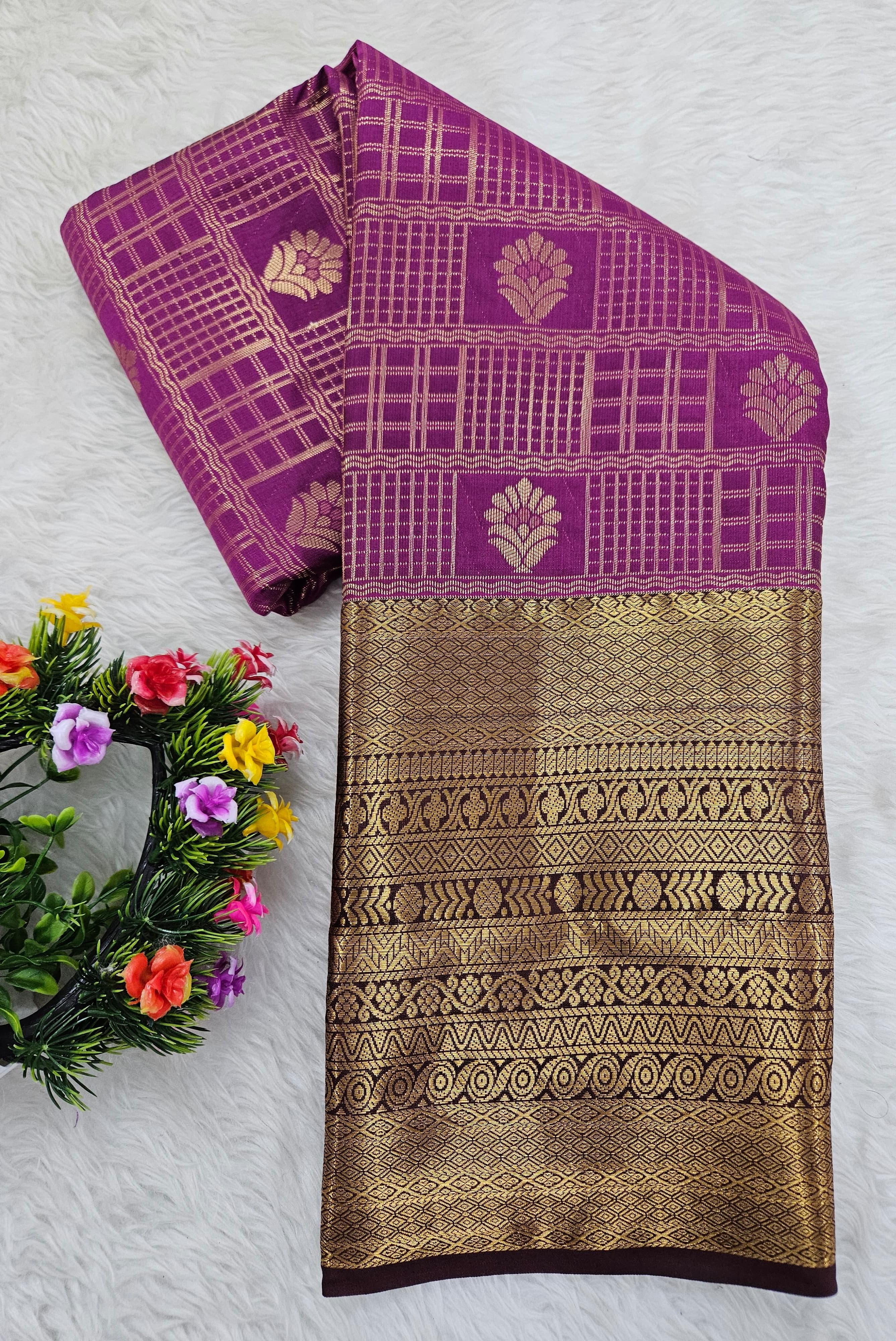 Semi kanchipattu saree