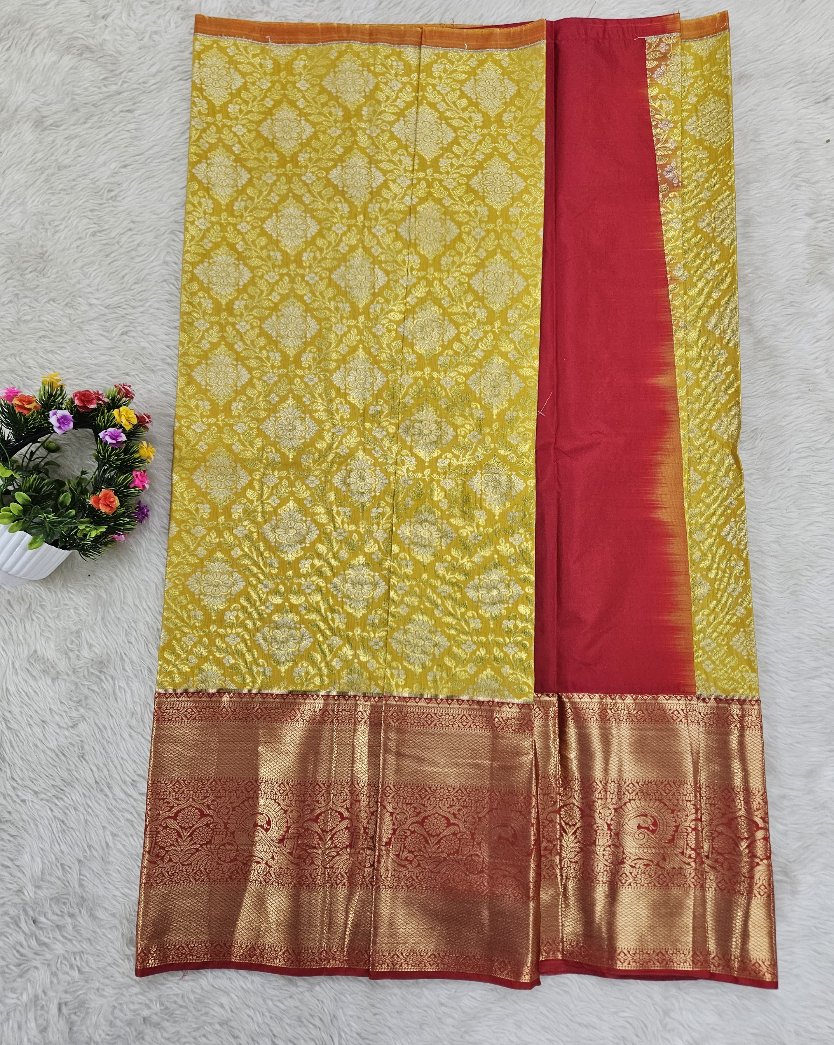 (5–10 Year) Lehenga – Unstitched (Blouse + Material)