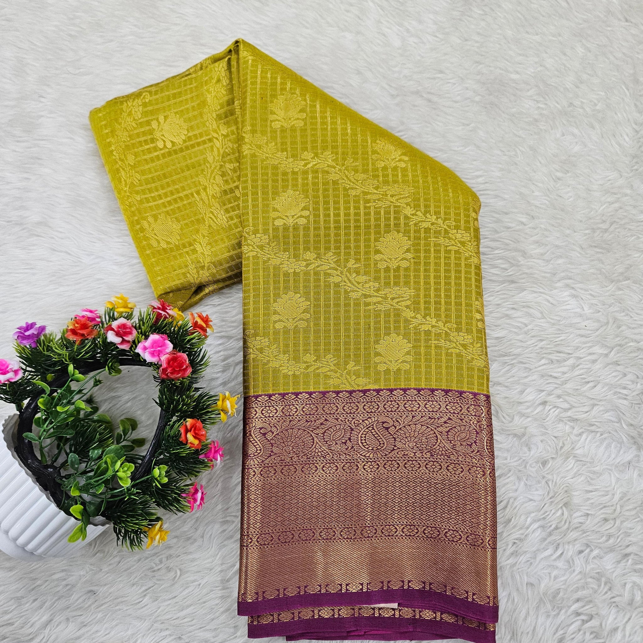 Semi kanchipattu saree