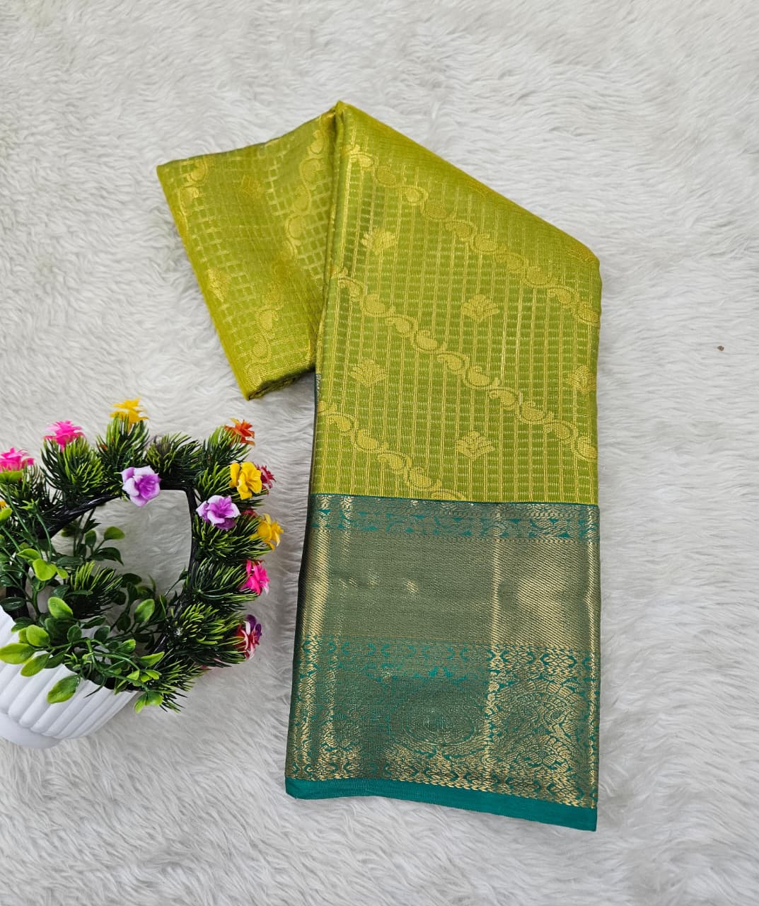 Semi kanchipattu saree