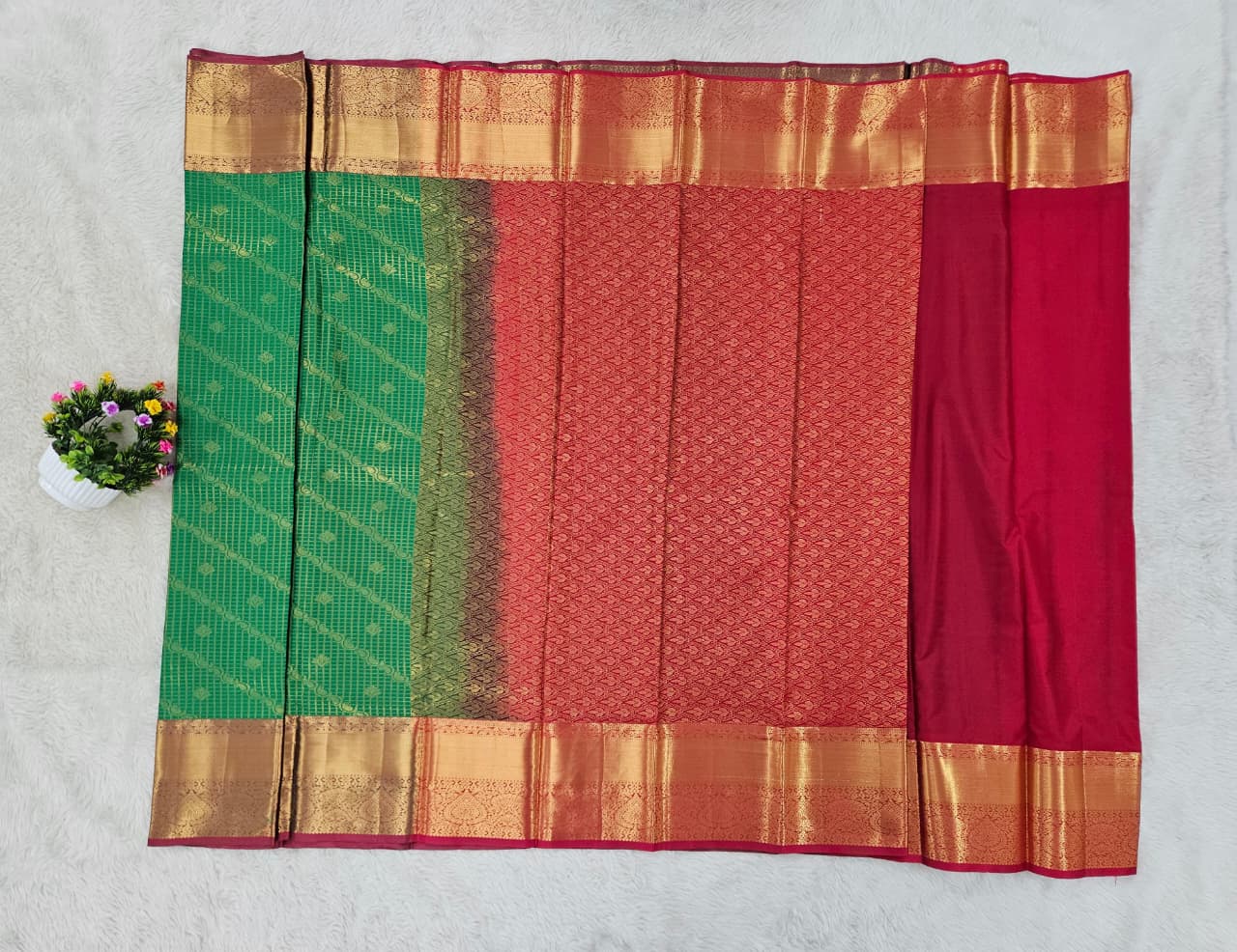 Semi kanchipattu saree