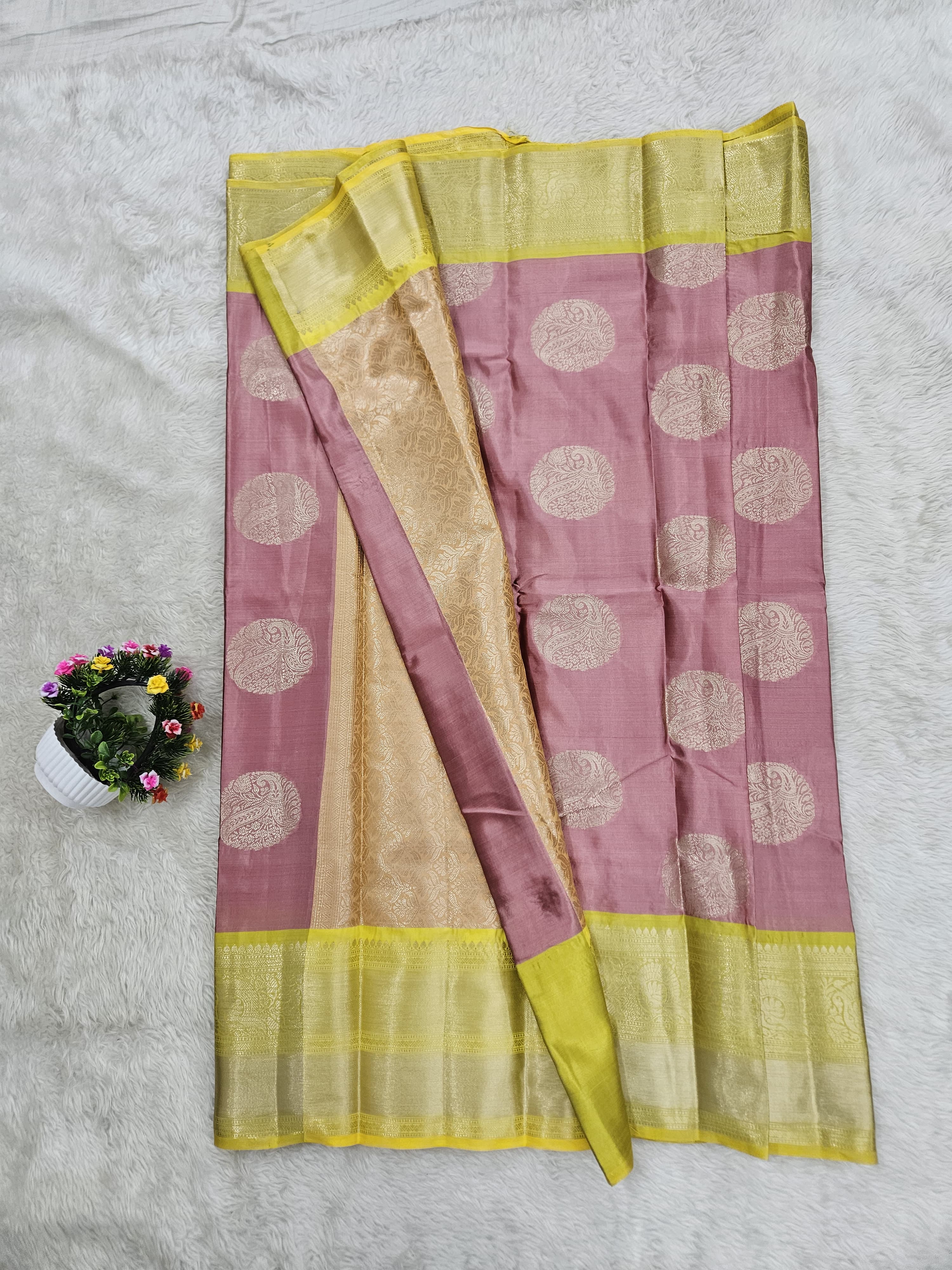 Banarasi saree