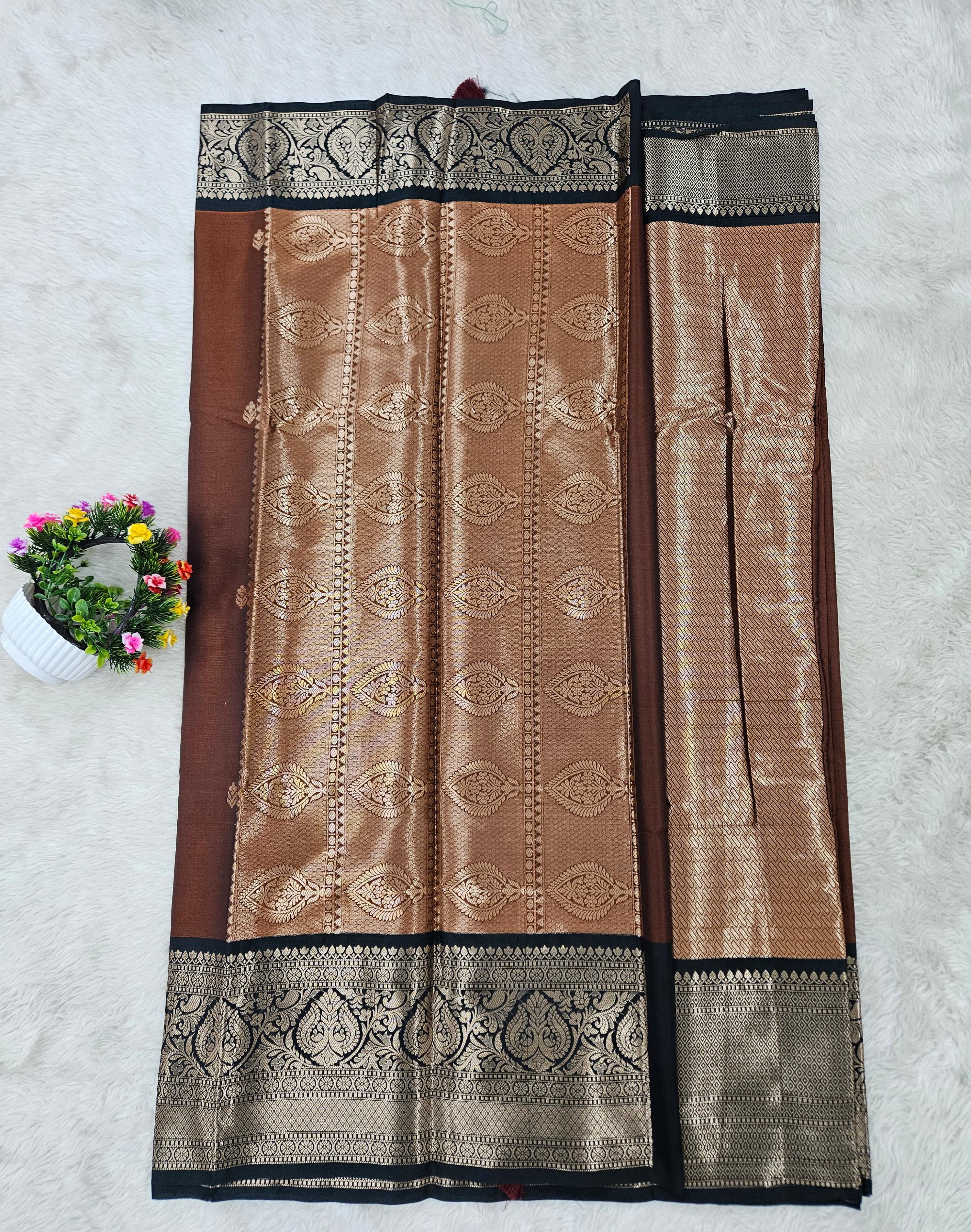 Banarasi saree