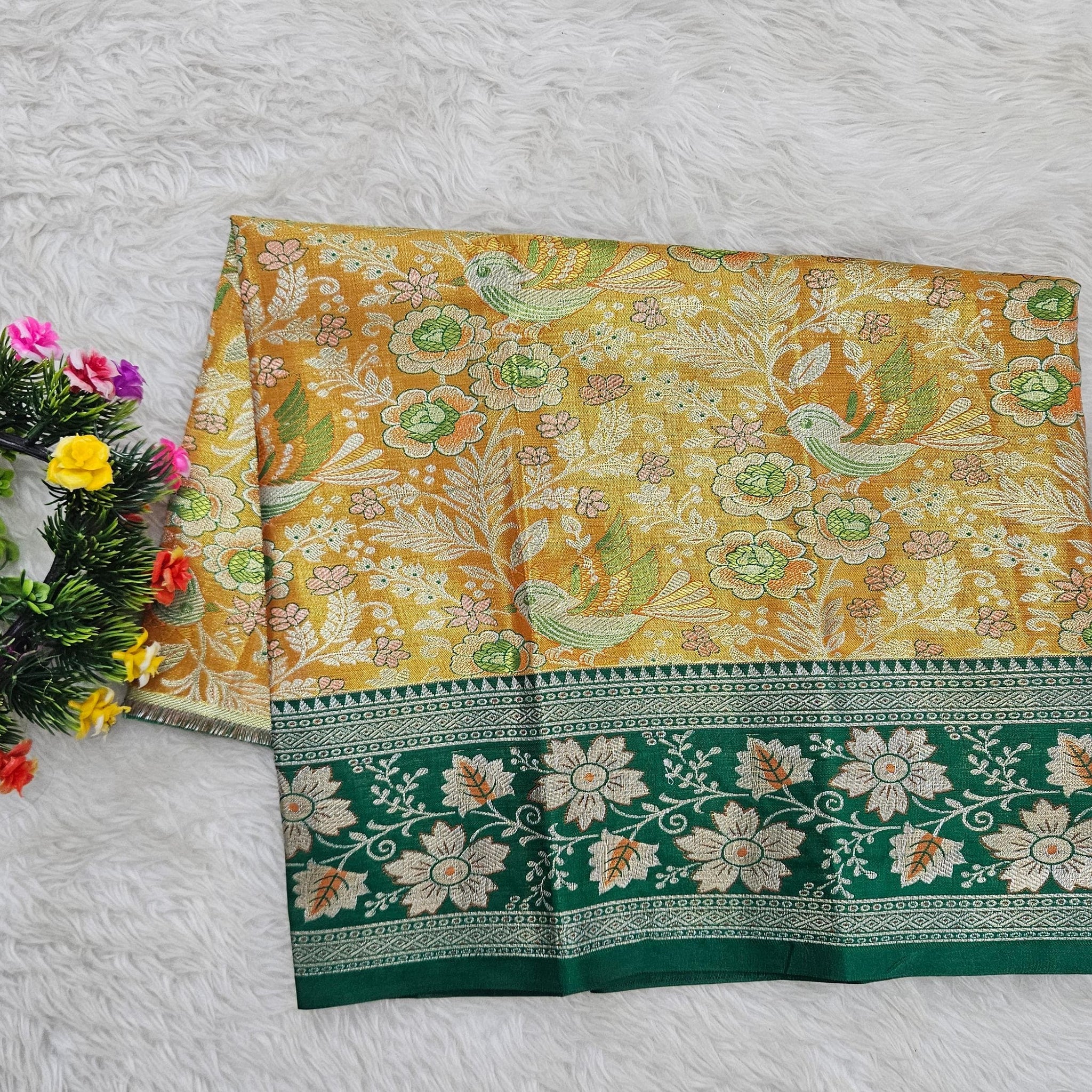 (0–1 Year) Lehenga – Unstitched (Blouse + Material)