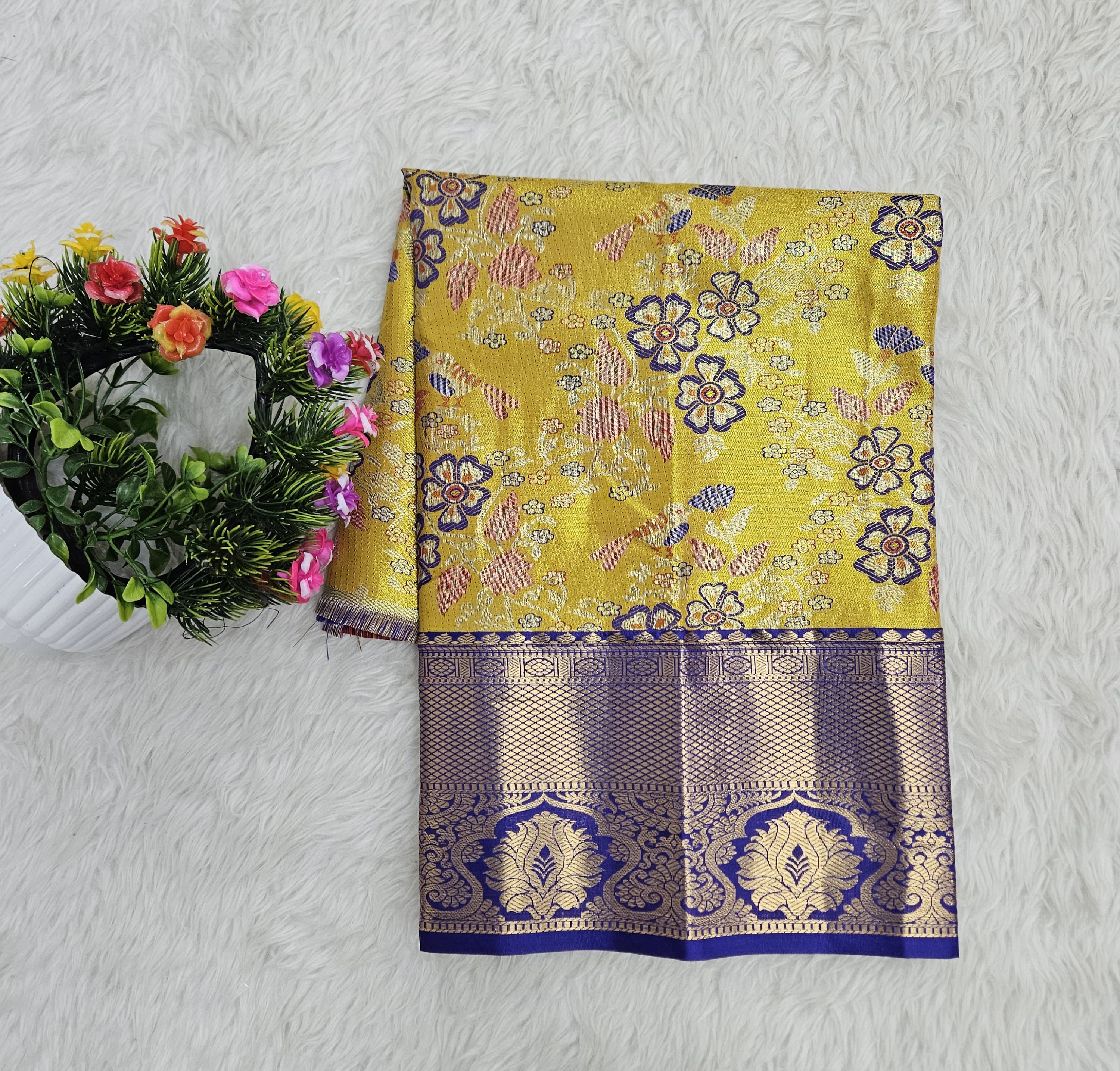 (0–1 Year) Lehenga – Unstitched (Blouse + Material)