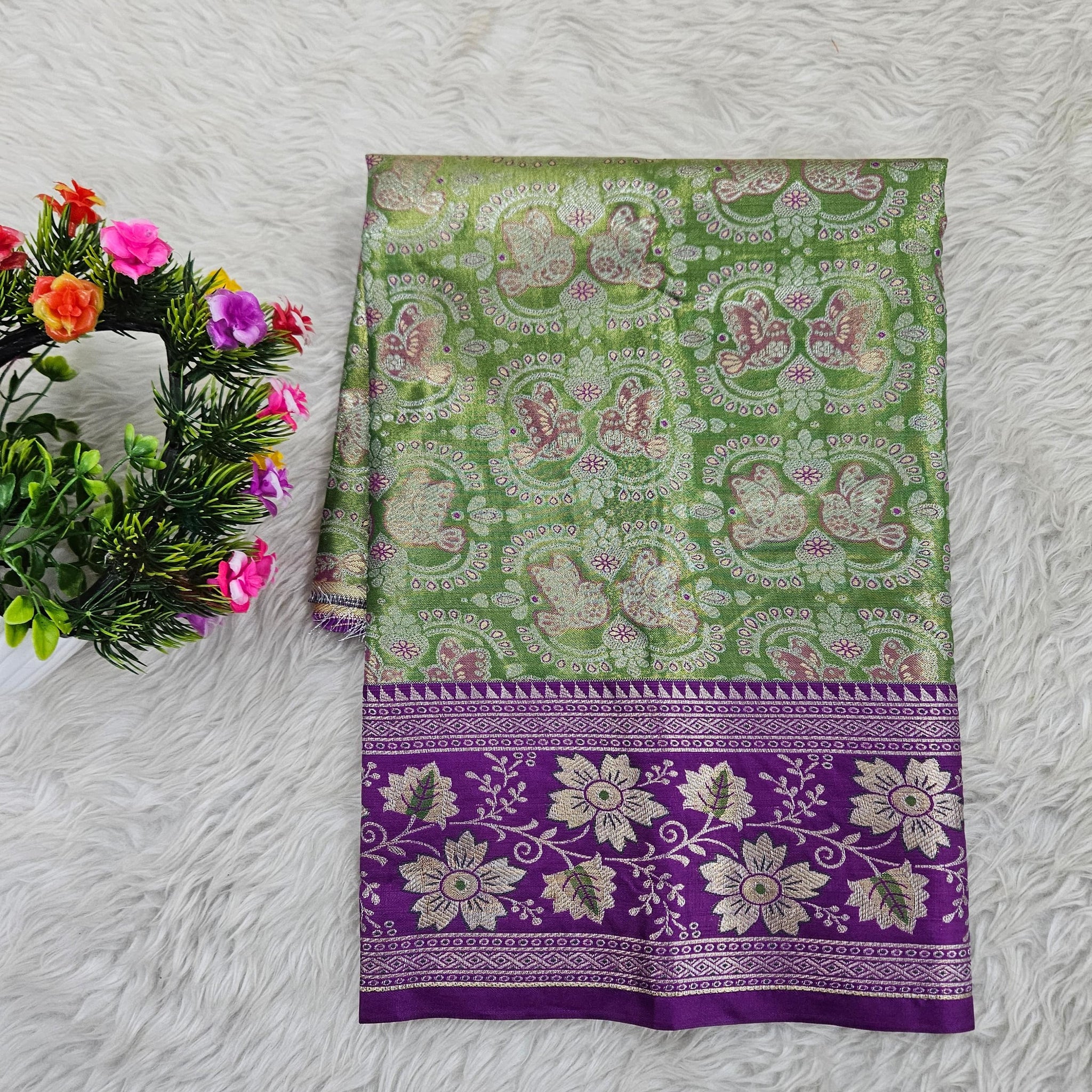 (0–1 Year) Lehenga – Unstitched (Blouse + Material)