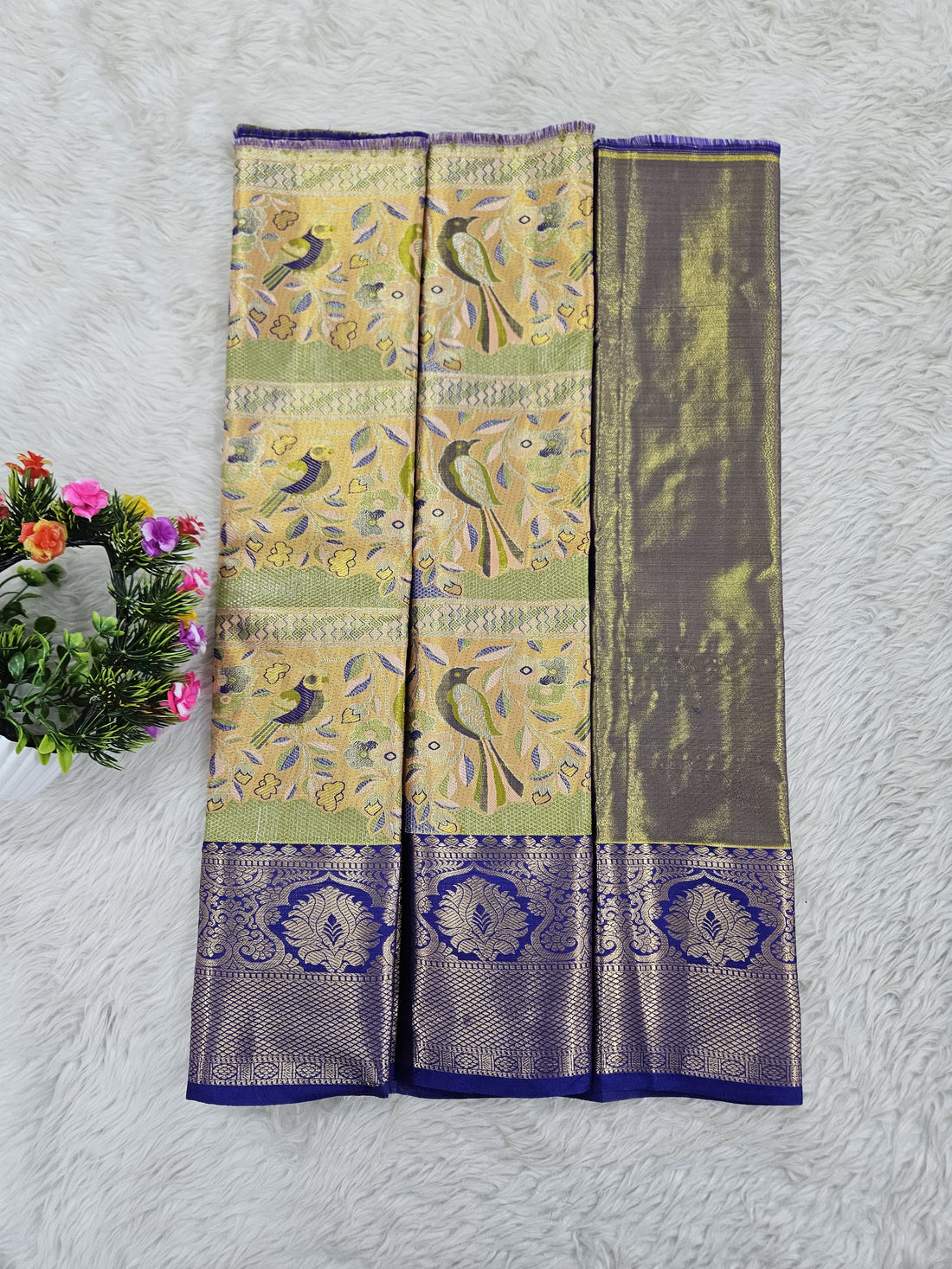 (0–1 Year) Lehenga – Unstitched (Blouse + Material)