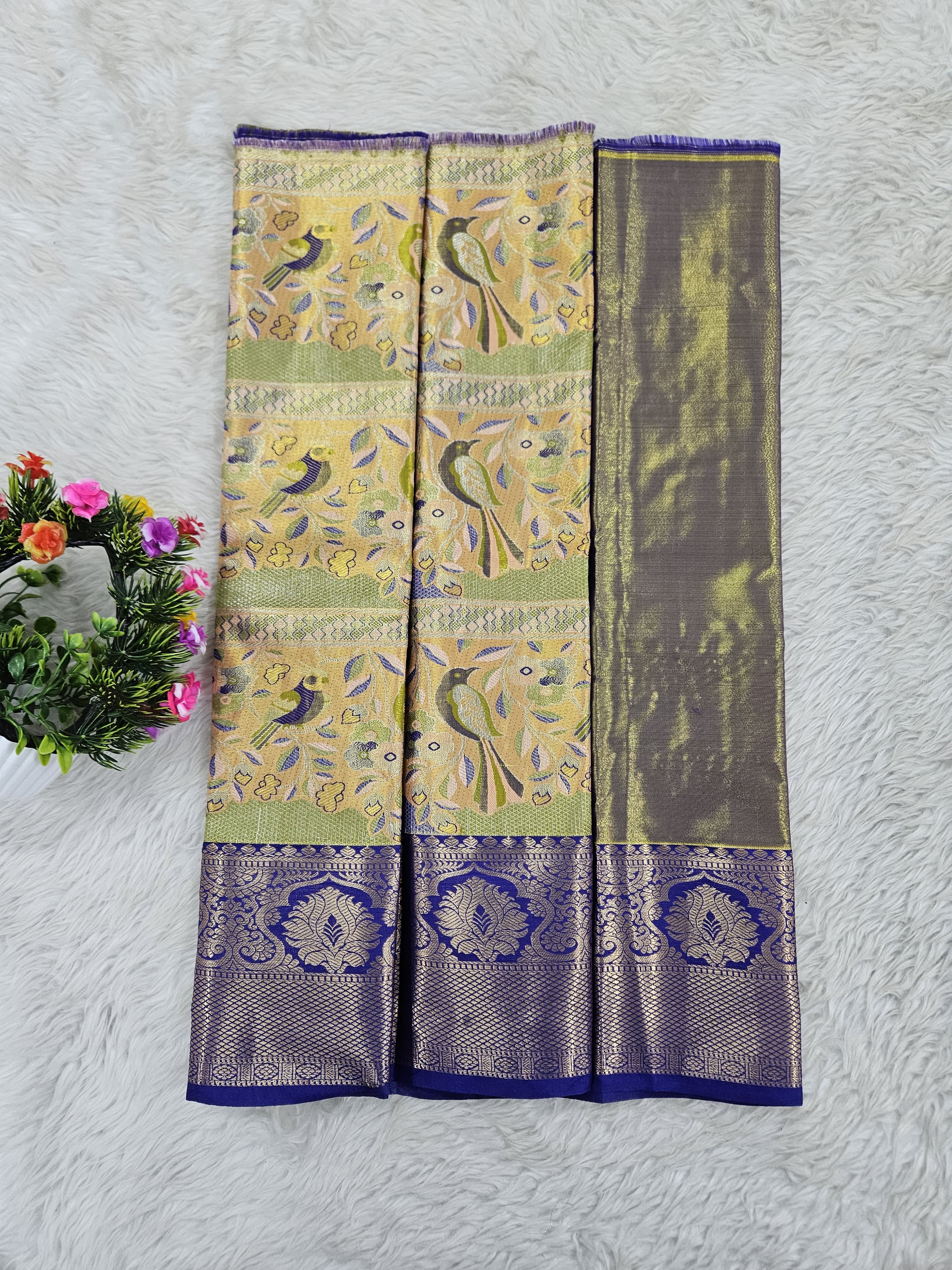 (0–1 Year) Lehenga – Unstitched (Blouse + Material)