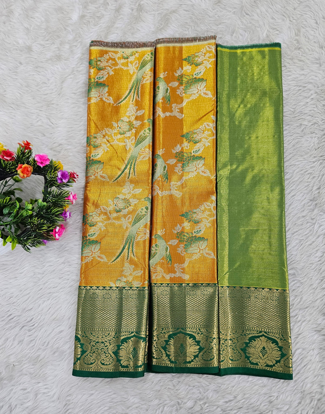 (0–1 Year) Lehenga – Unstitched (Blouse + Material)