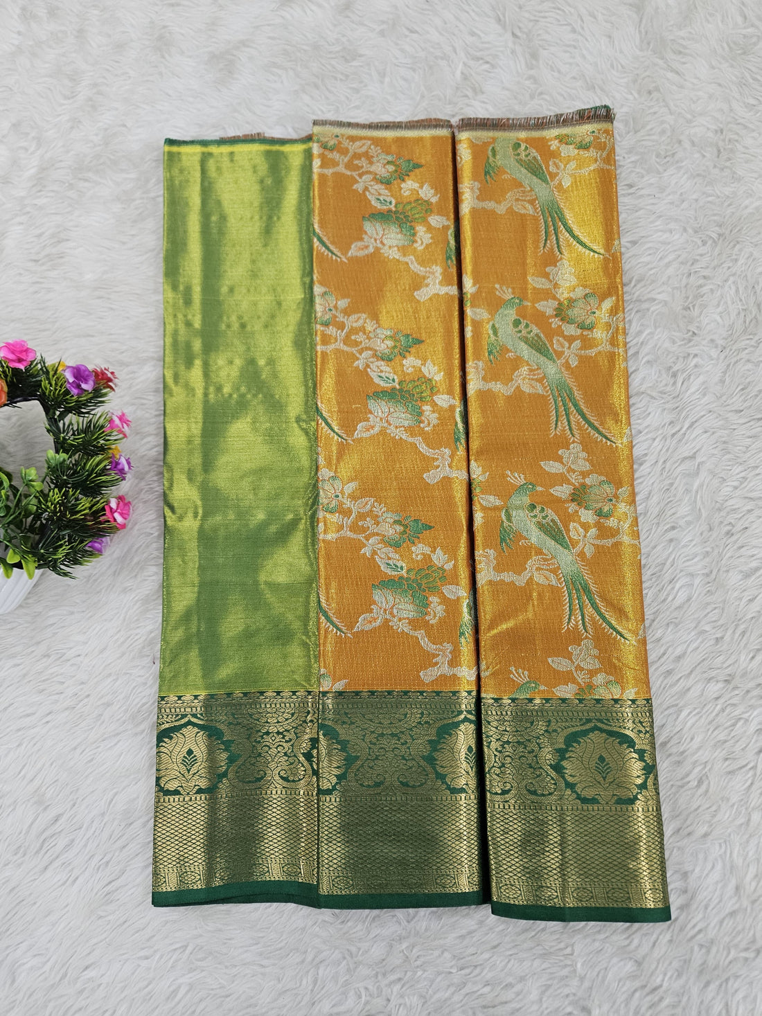 (0–1 Year) Lehenga – Unstitched (Blouse + Material)