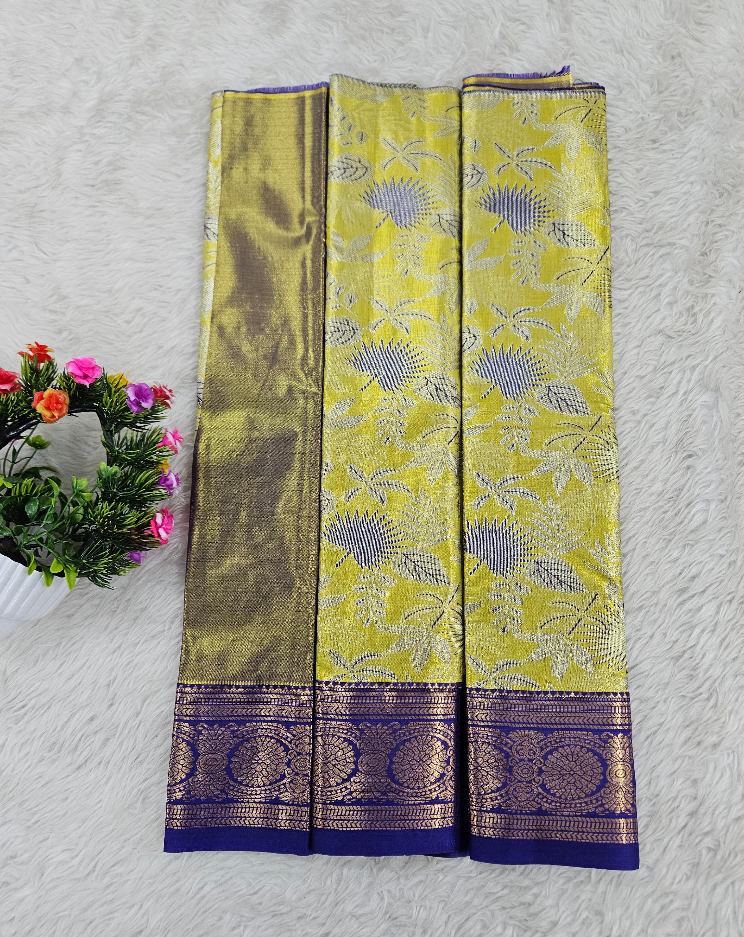 (0–1 Year) Lehenga – Unstitched (Blouse + Material)