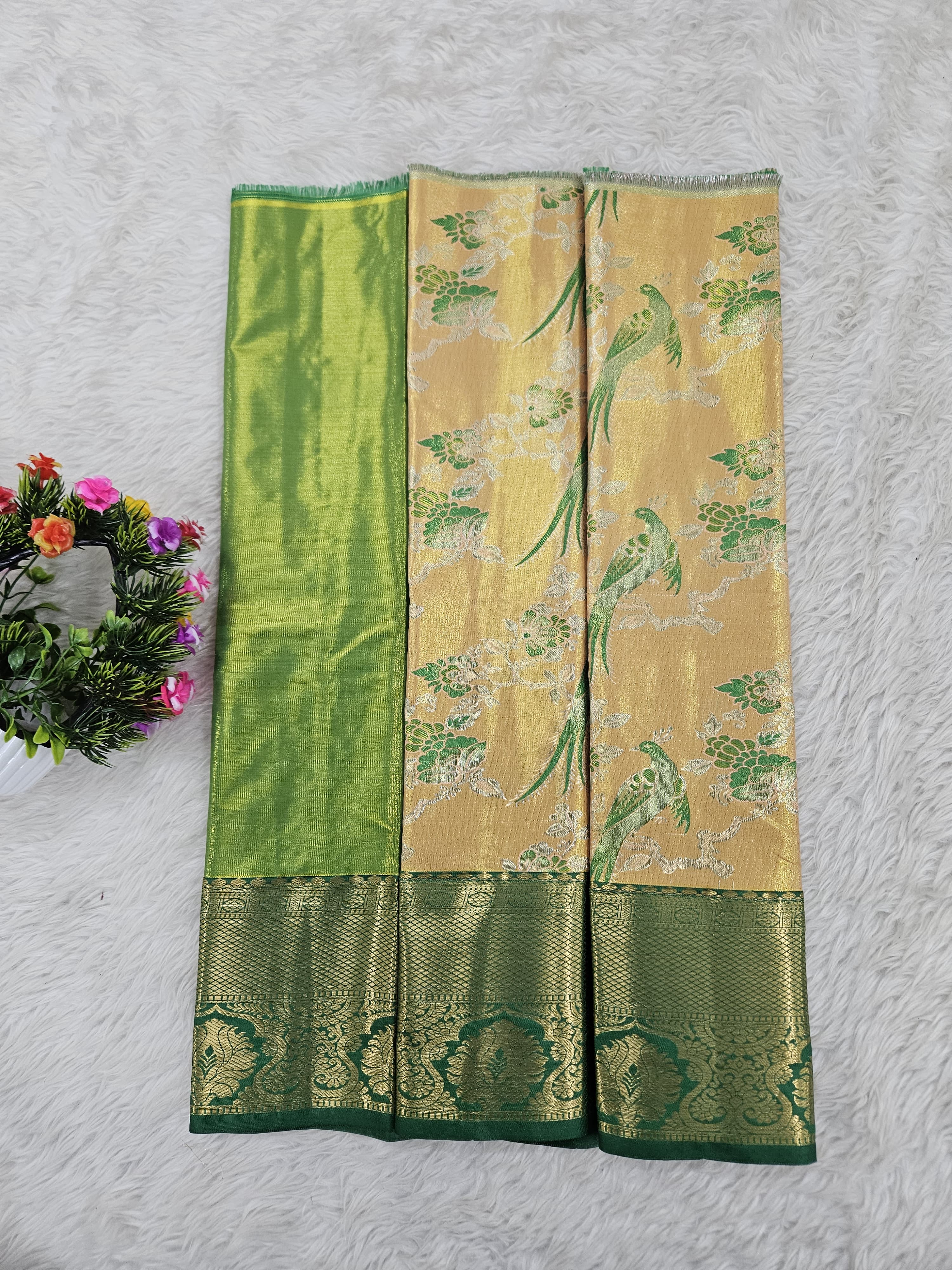 (0–1 Year) Lehenga – Unstitched (Blouse + Material)