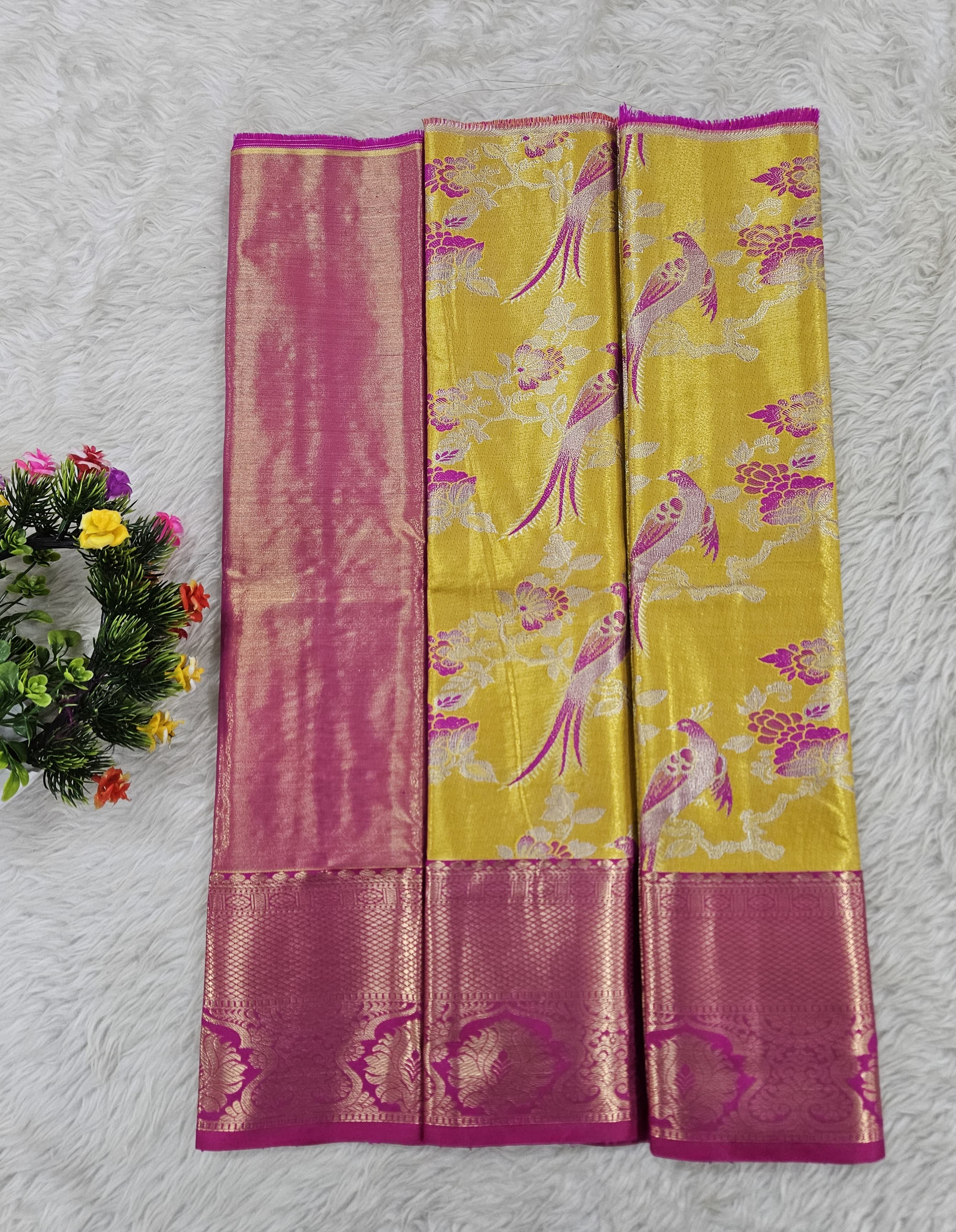 (0–1 Year) Lehenga – Unstitched (Blouse + Material)