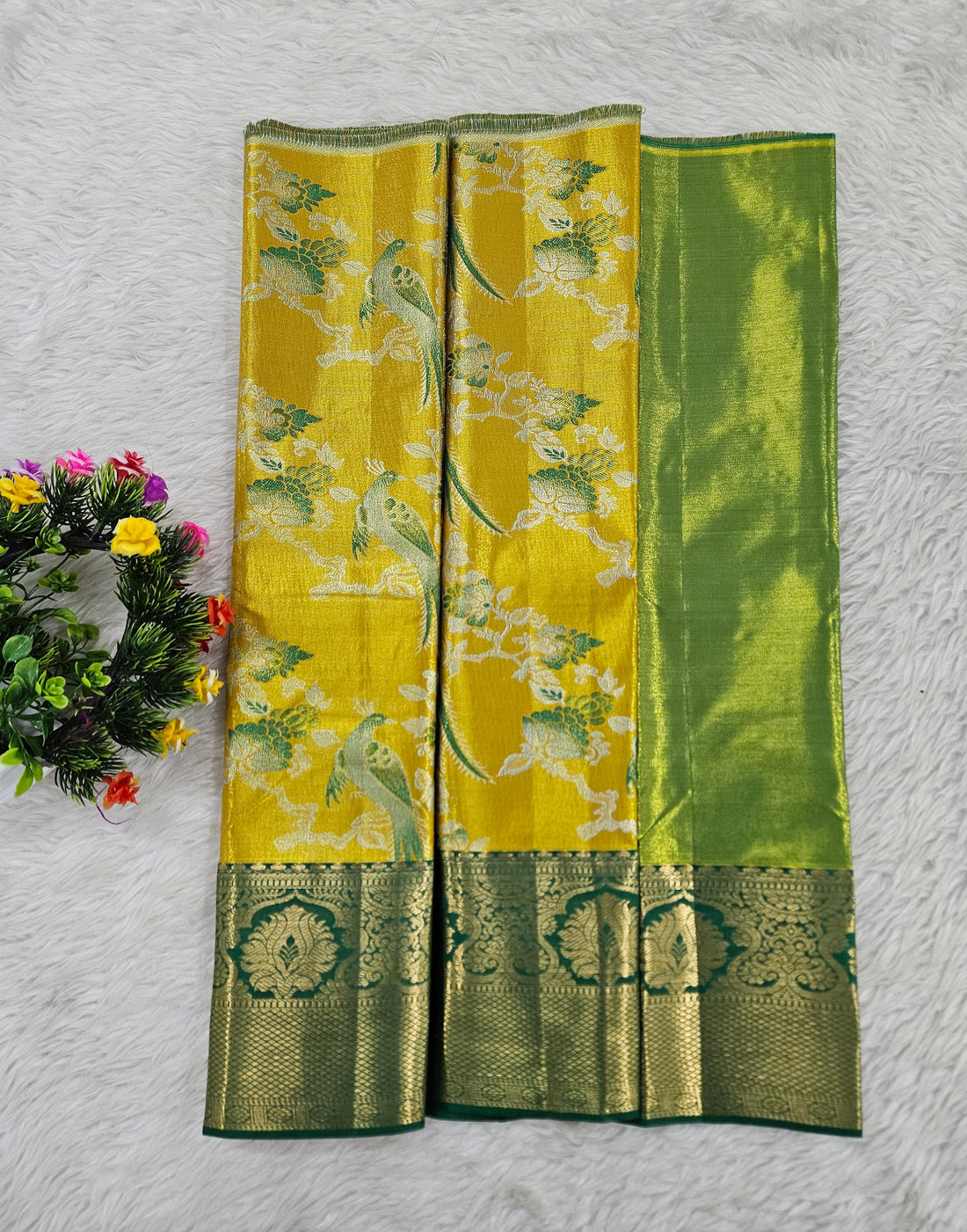 (0–1 Year) Lehenga – Unstitched (Blouse + Material)