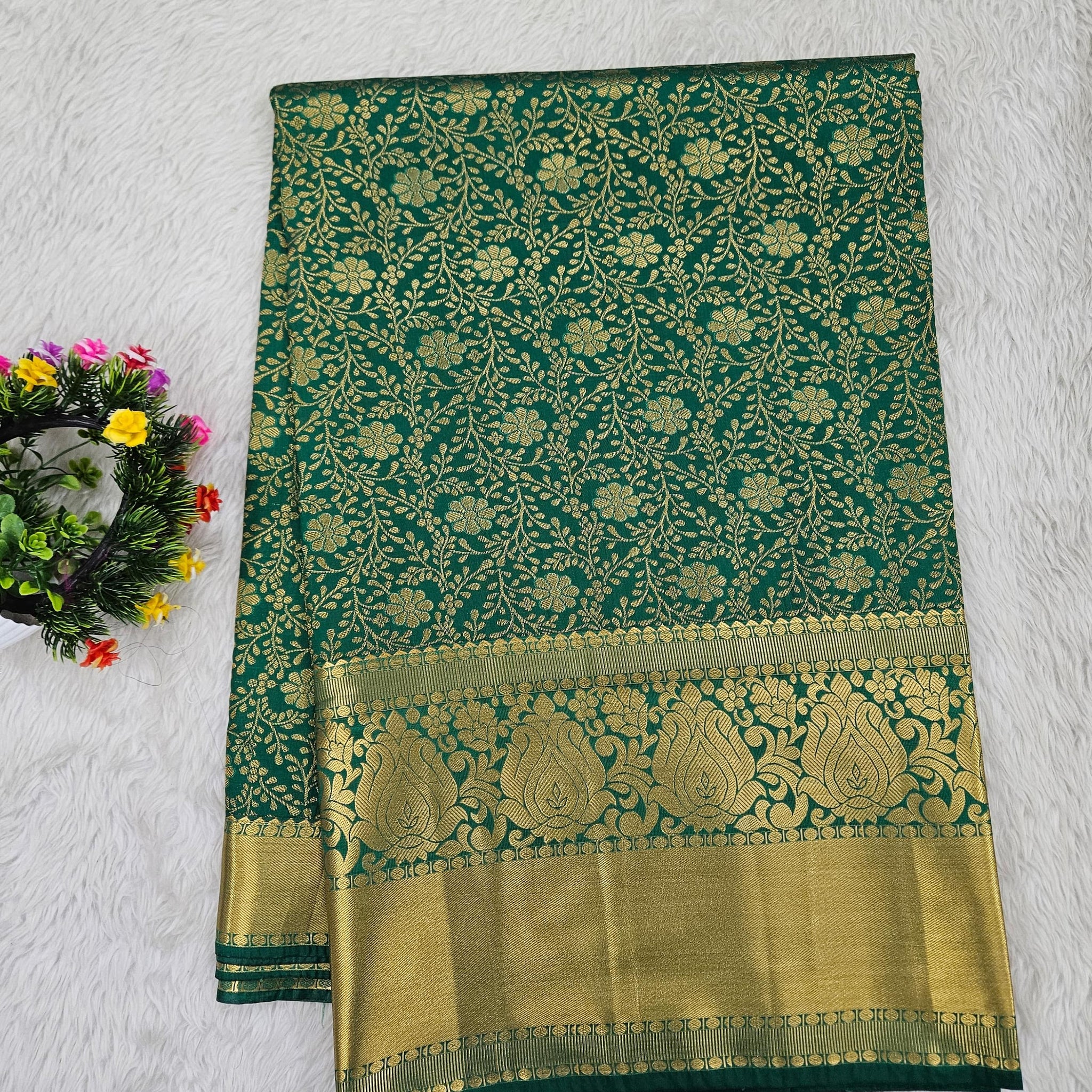 Semi kanchipattu saree