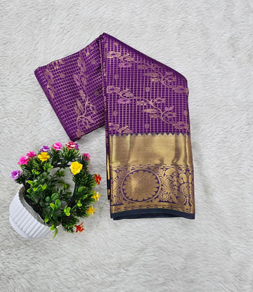 Semi kanchipattu saree