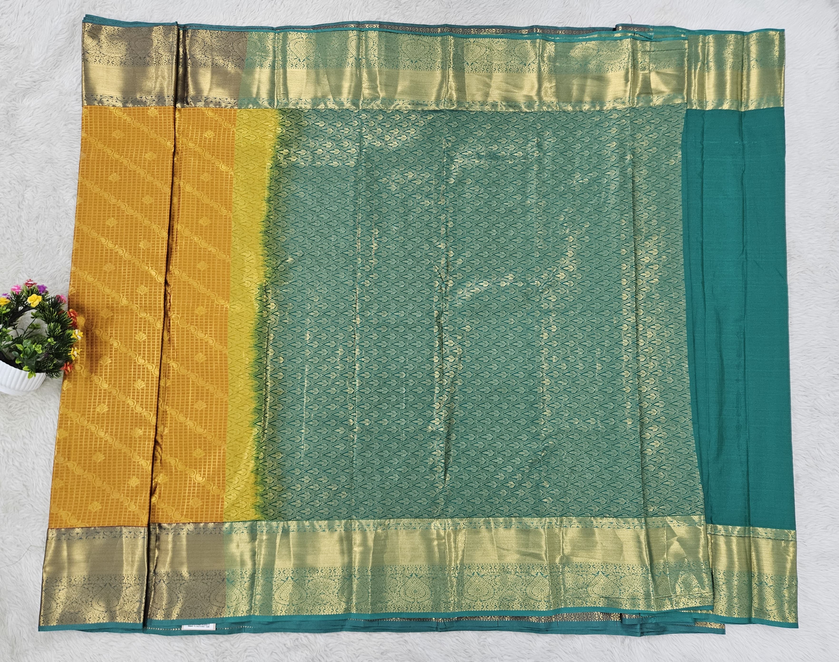 Semi kanchipattu saree