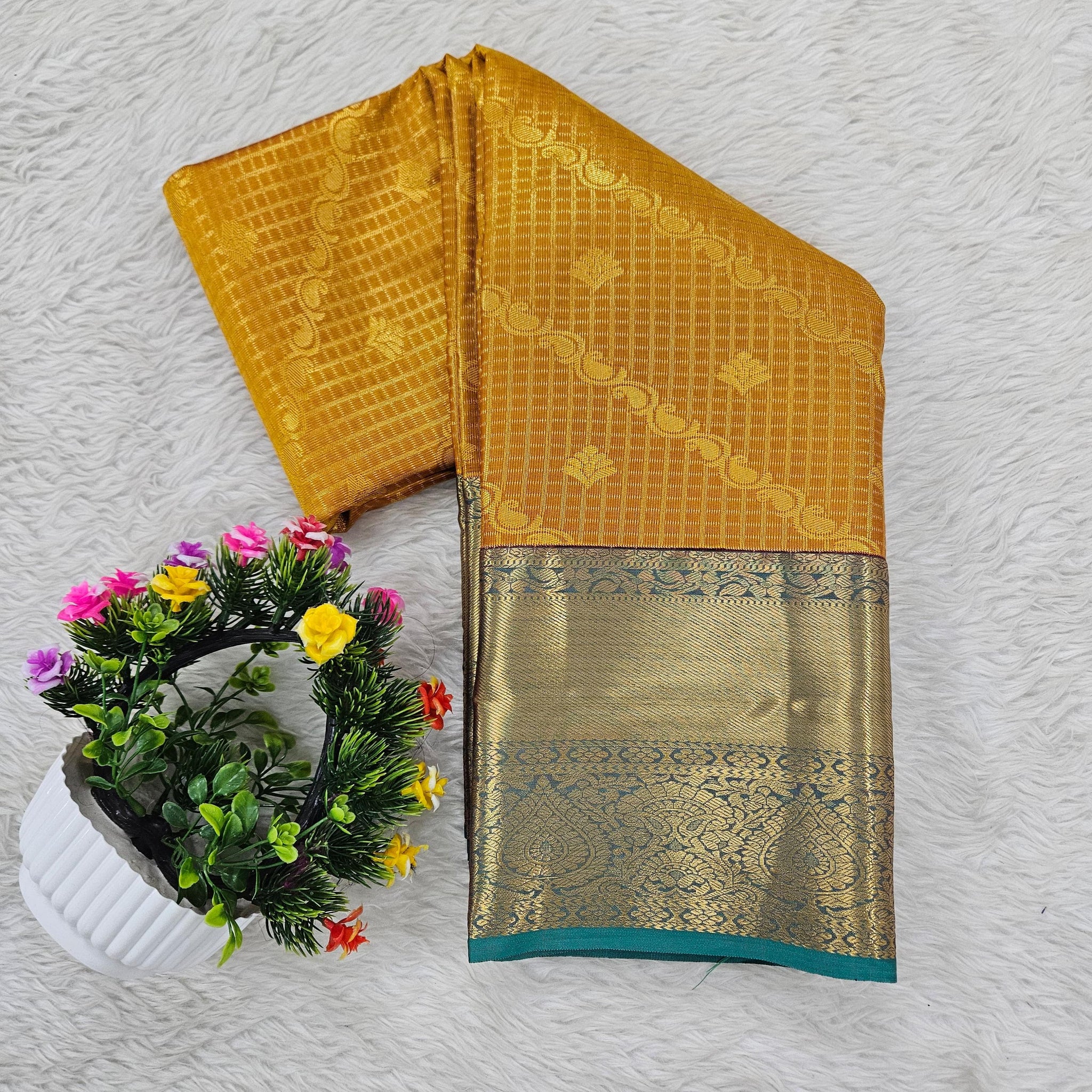 Semi kanchipattu saree