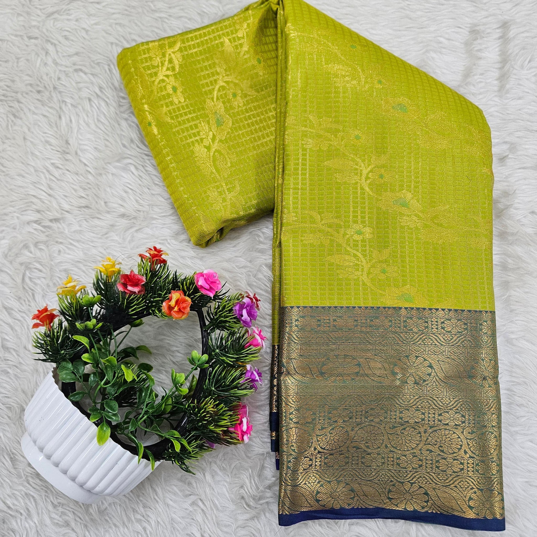 Semi kanchipattu saree