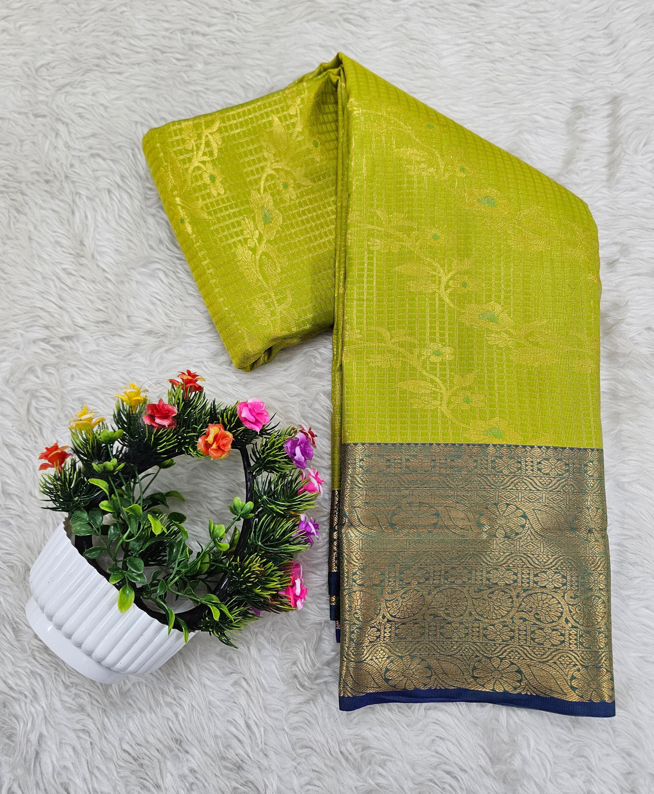 Semi kanchipattu saree