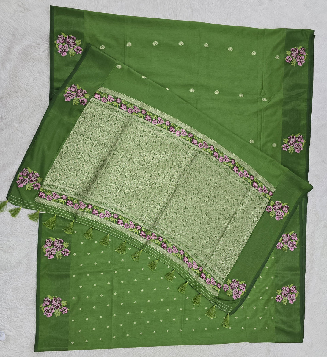Banarasi saree
