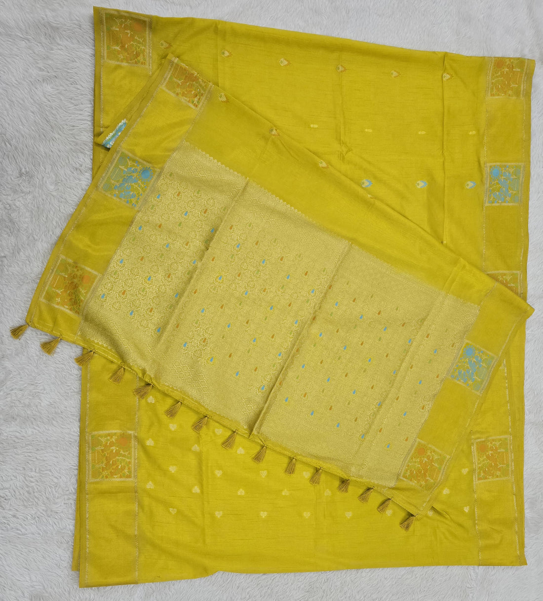 Banarasi saree