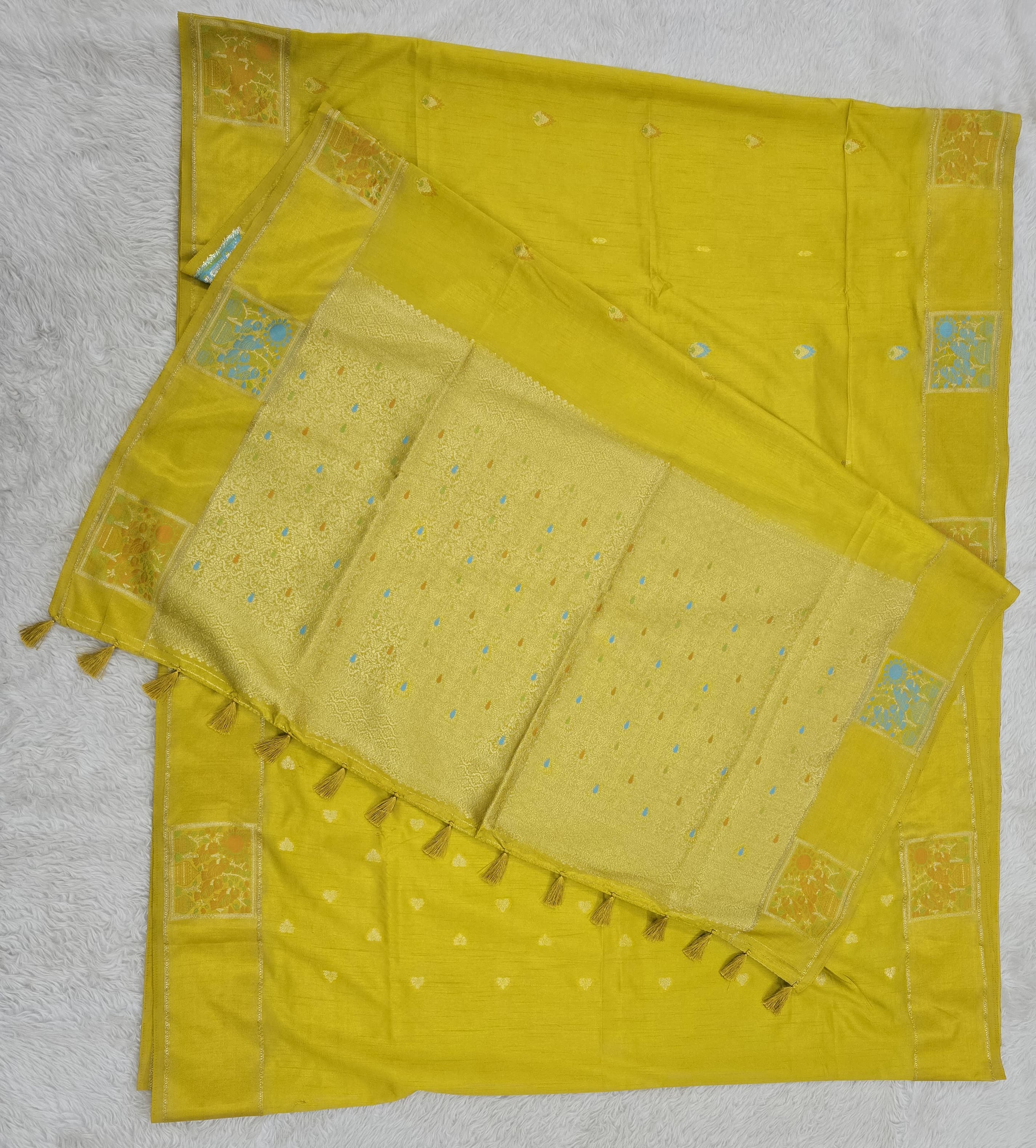 Banarasi saree