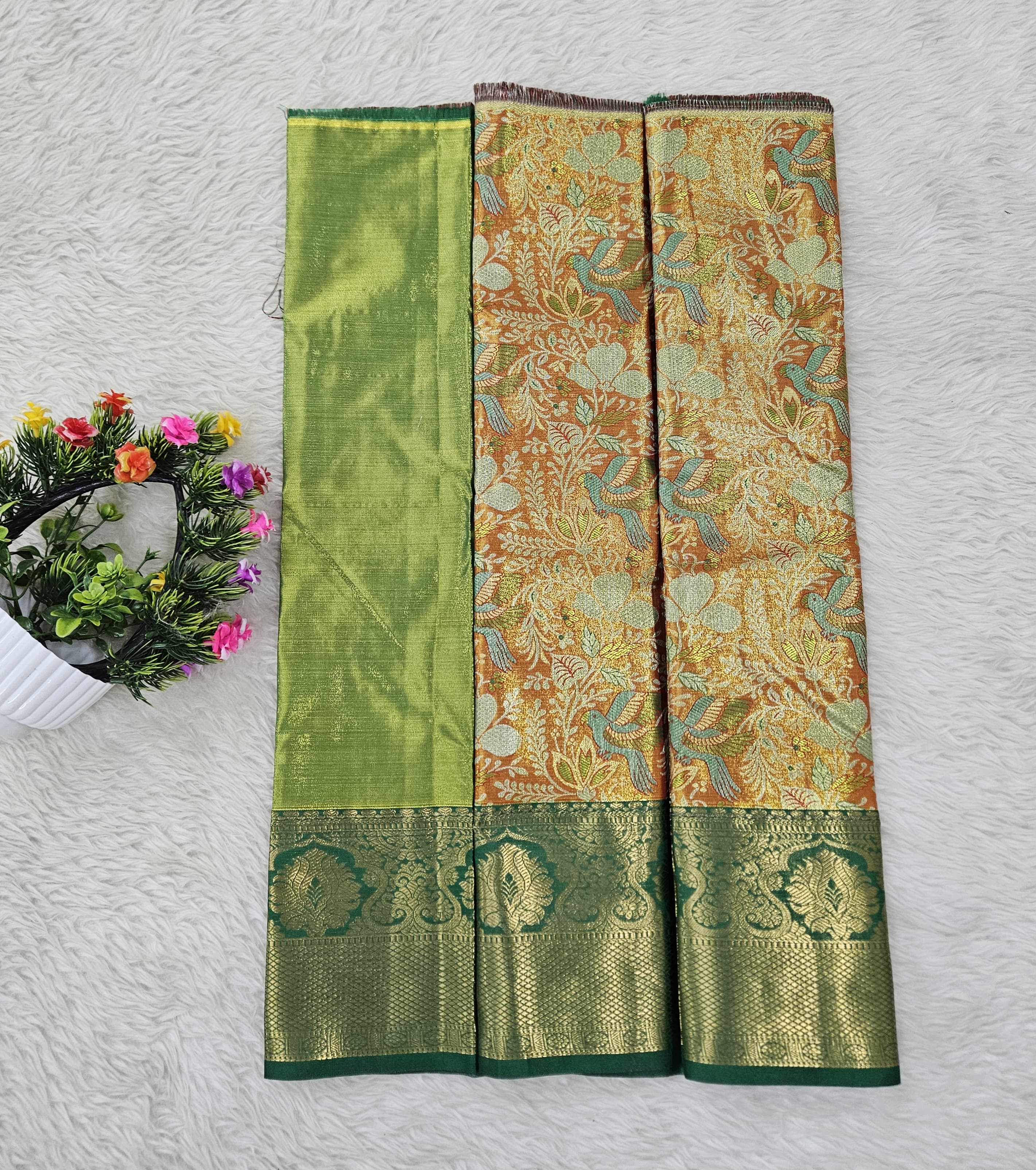 (0–1 Year) Lehenga – Unstitched (Blouse + Material)