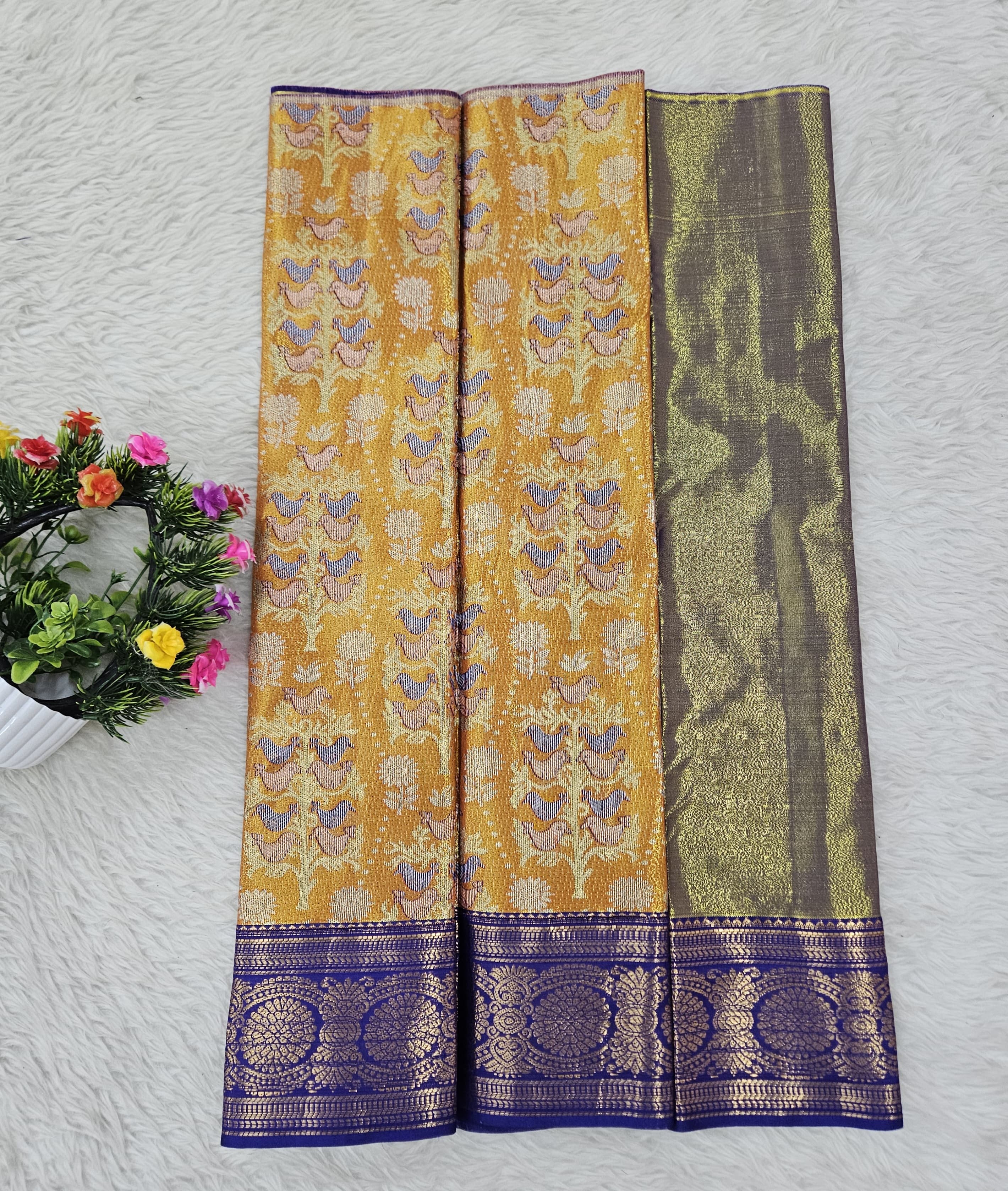 (0–1 Year) Lehenga – Unstitched (Blouse + Material)