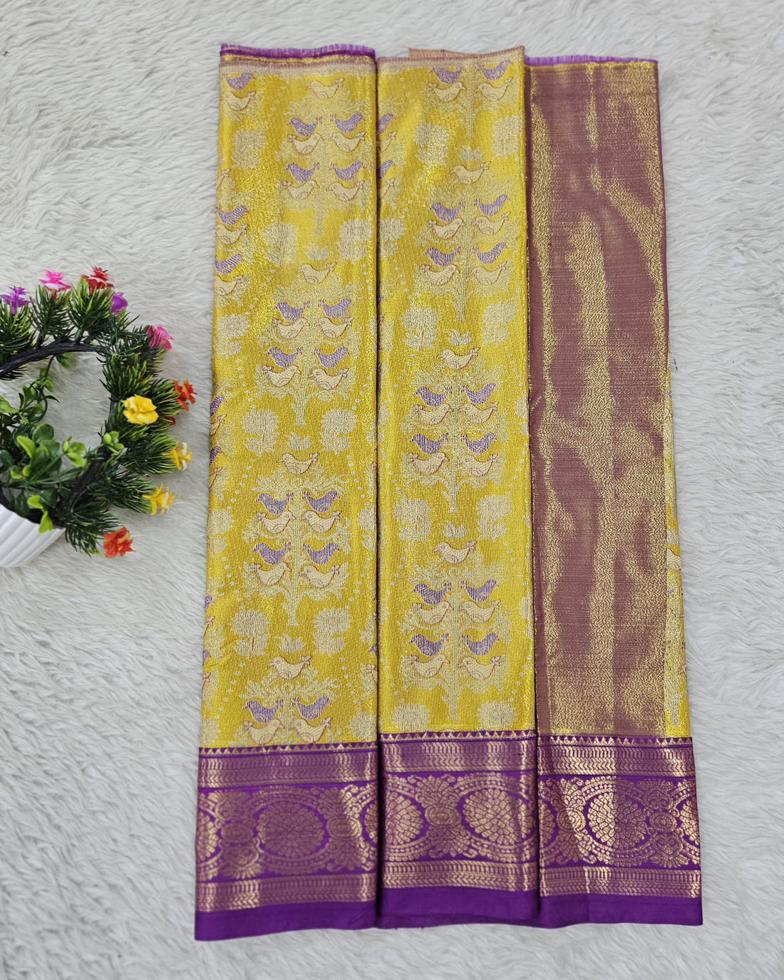 (0–1 Year) Lehenga – Unstitched (Blouse + Material)