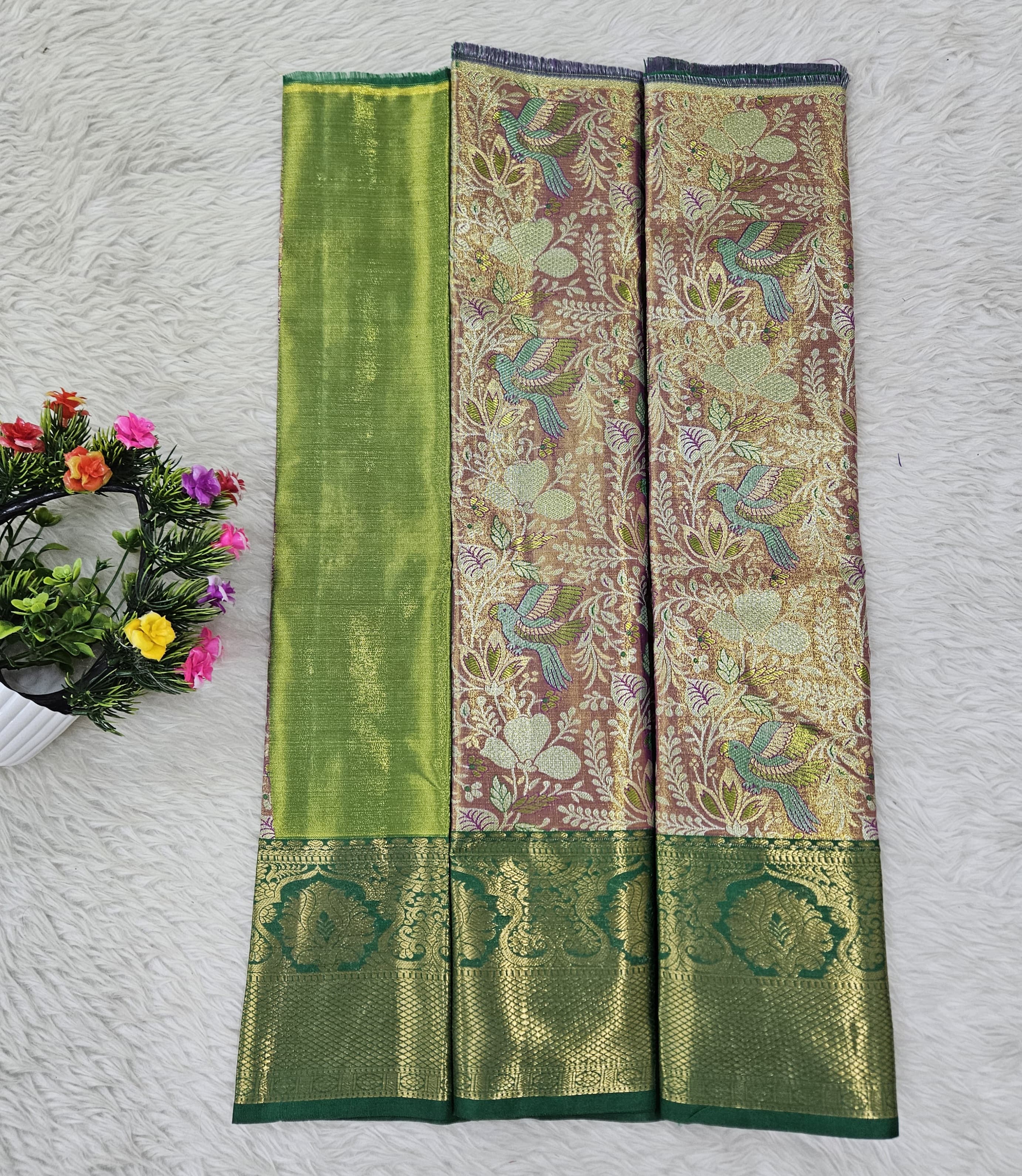 (0–1 Year) Lehenga – Unstitched (Blouse + Material)