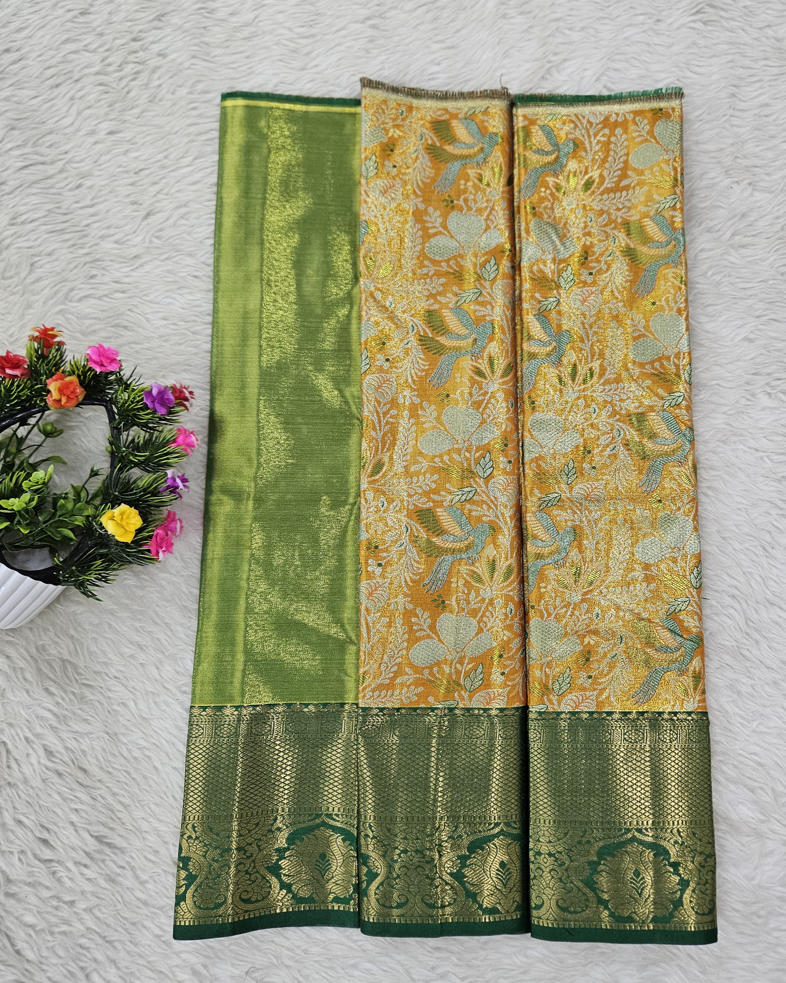 (0–1 Year) Lehenga – Unstitched (Blouse + Material)