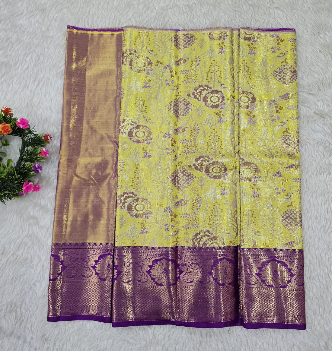 (0–1 Year) Lehenga – Unstitched (Blouse + Material)