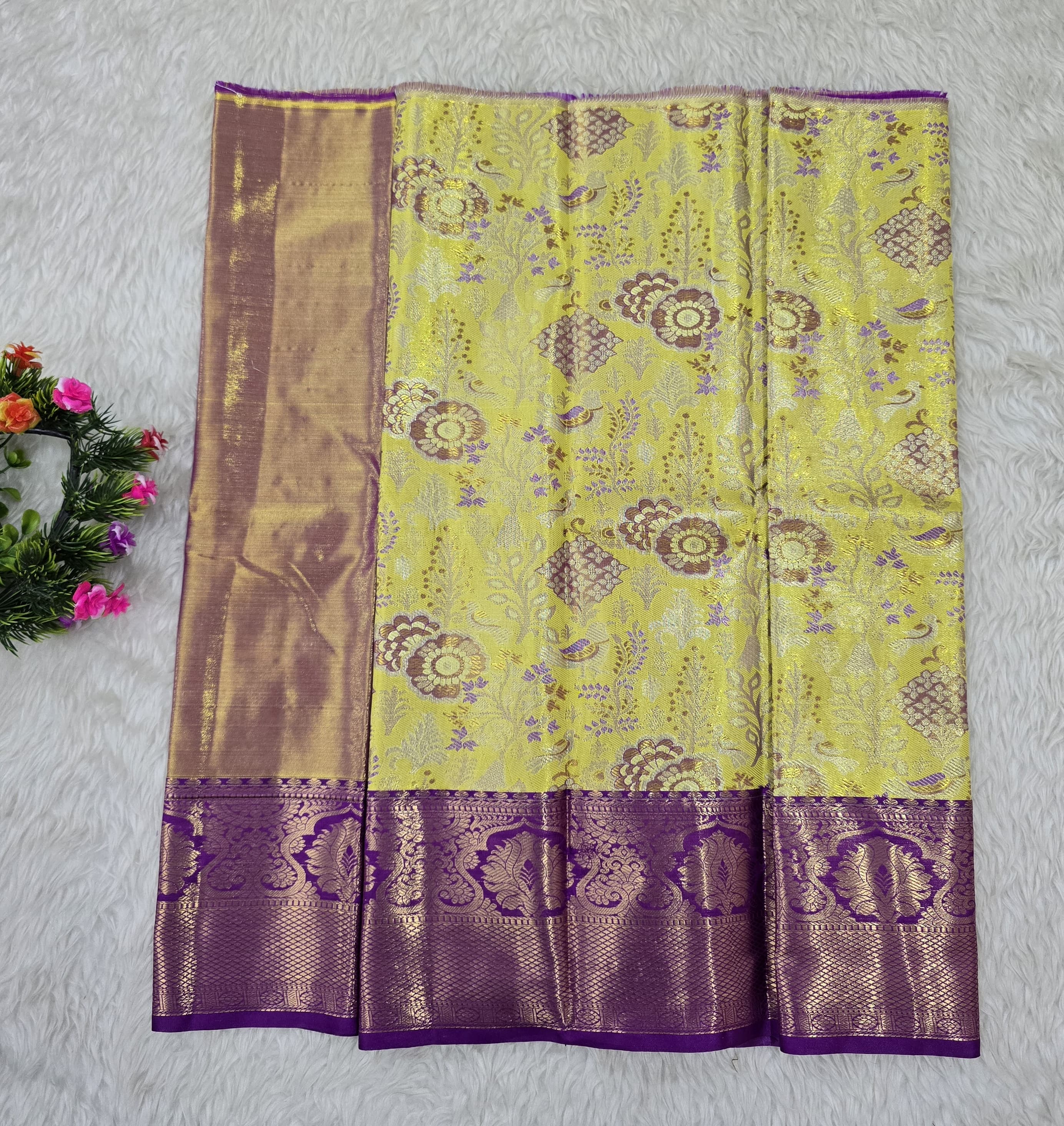 (0–1 Year) Lehenga – Unstitched (Blouse + Material)
