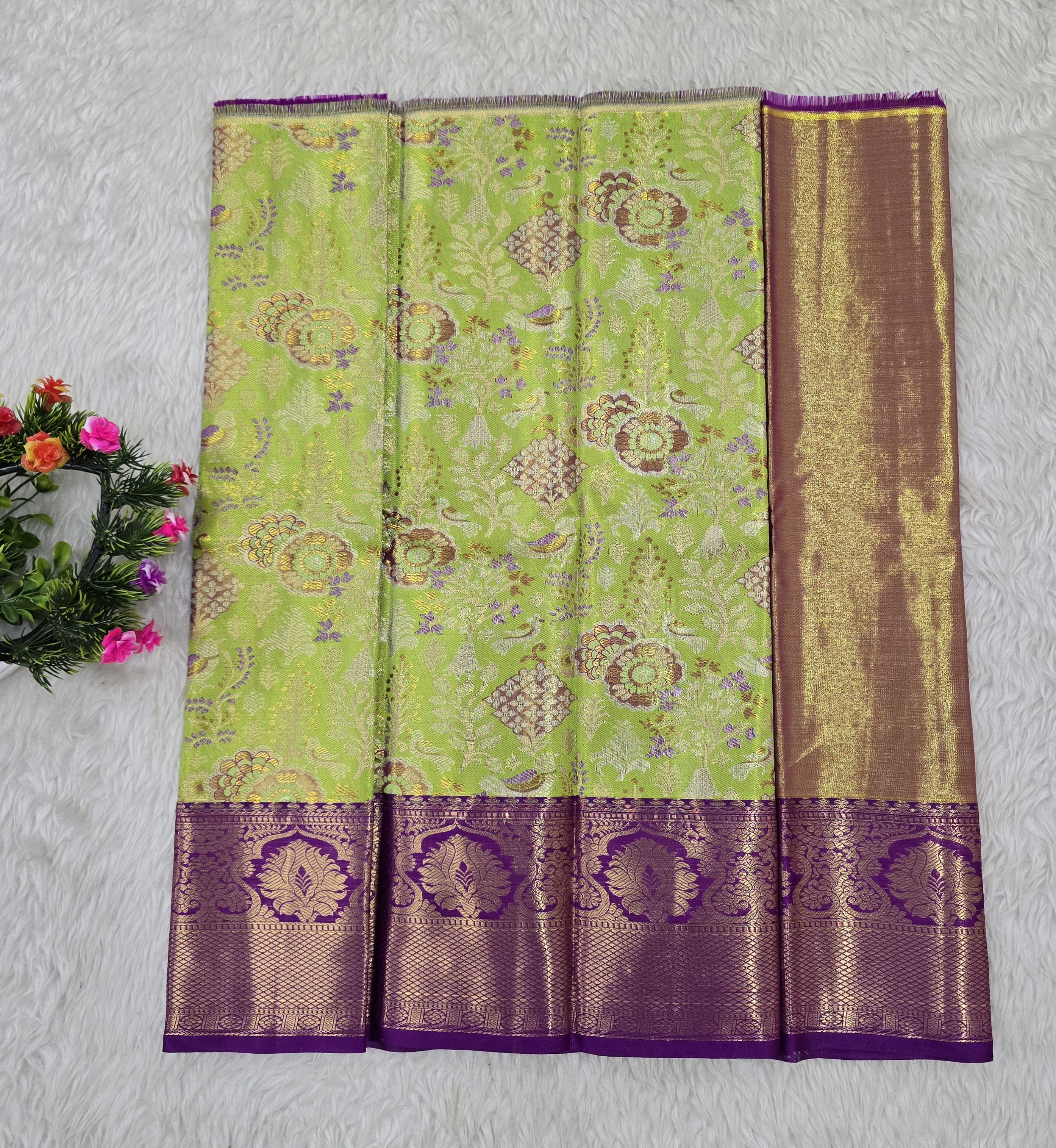 (0–1 Year) Lehenga – Unstitched (Blouse + Material)